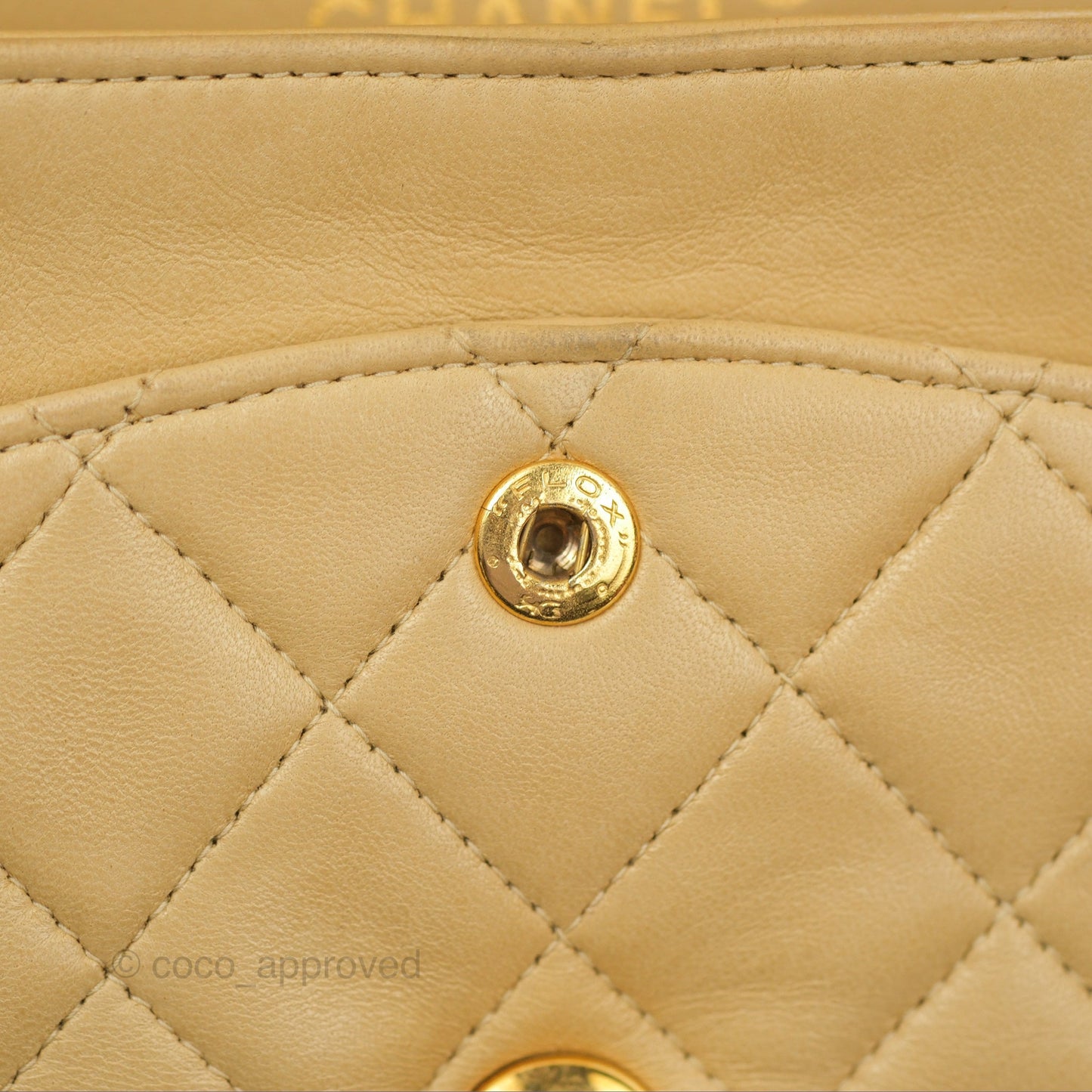 Chanel Vintage Medium Classic Flap Beige Lambskin 24K Gold Hardware