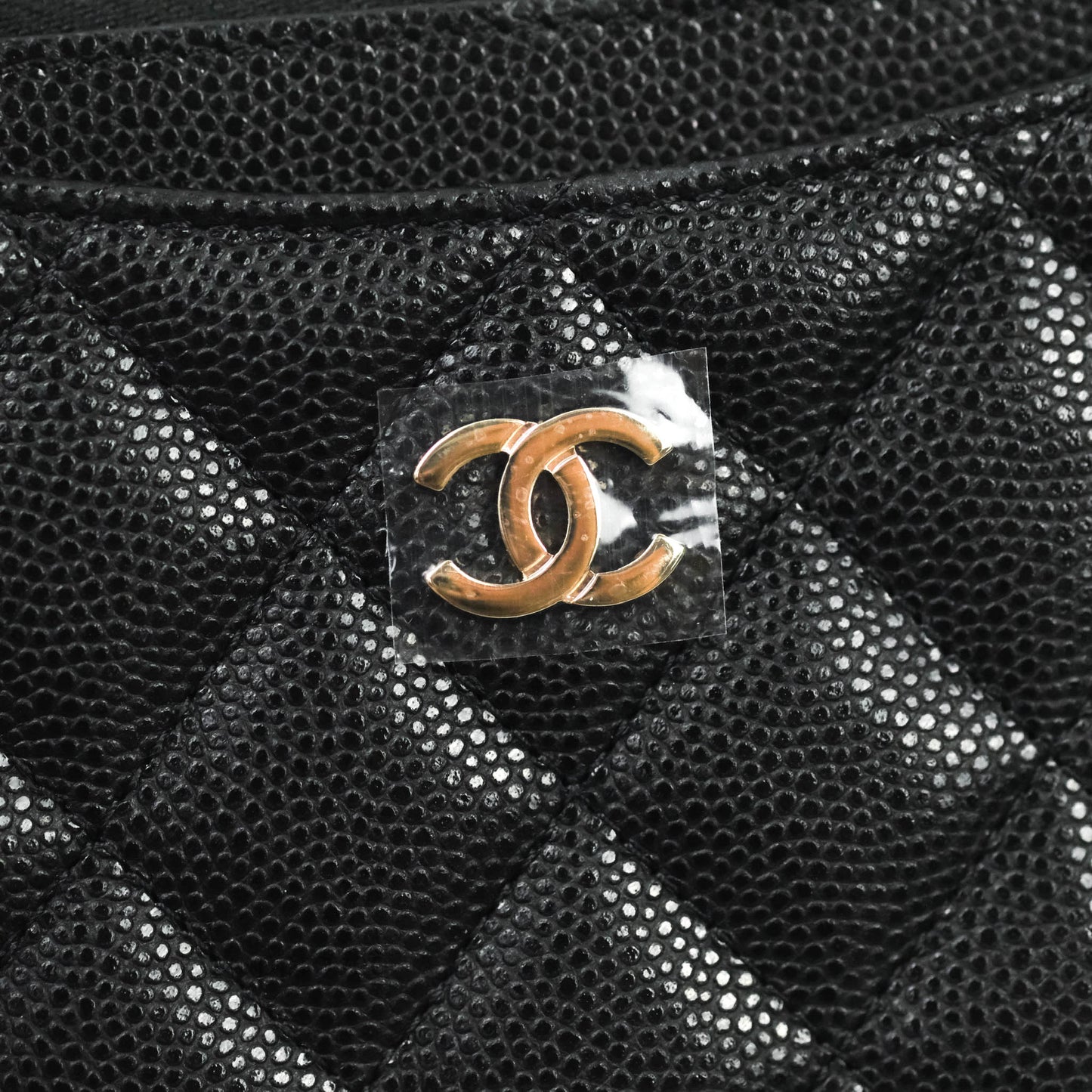 Chanel Quilted CC Zipped Card Holder Caviar Black Gold Hardware