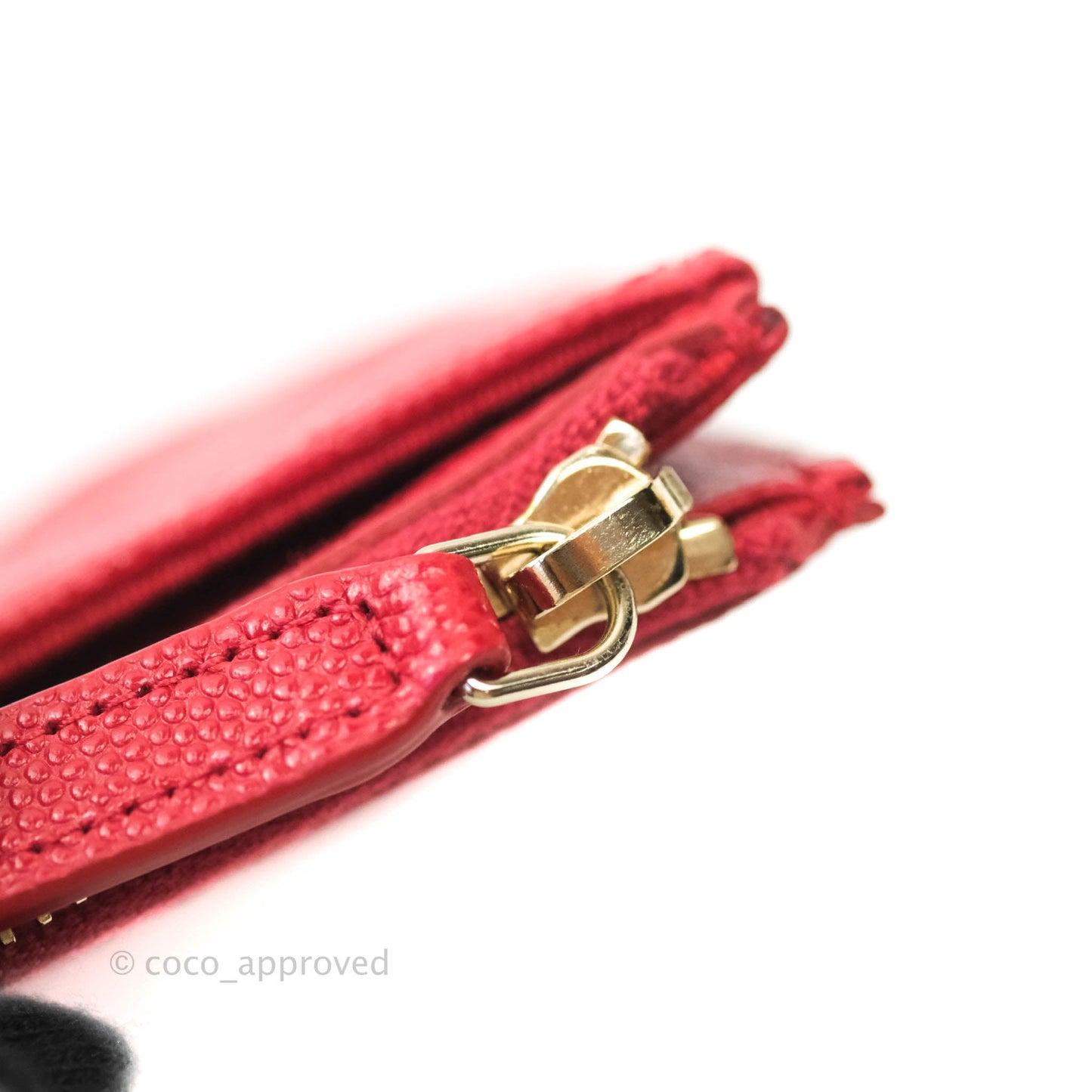 Chanel Quilted CC Zipped Card Holder Caviar Red Gold Hardware