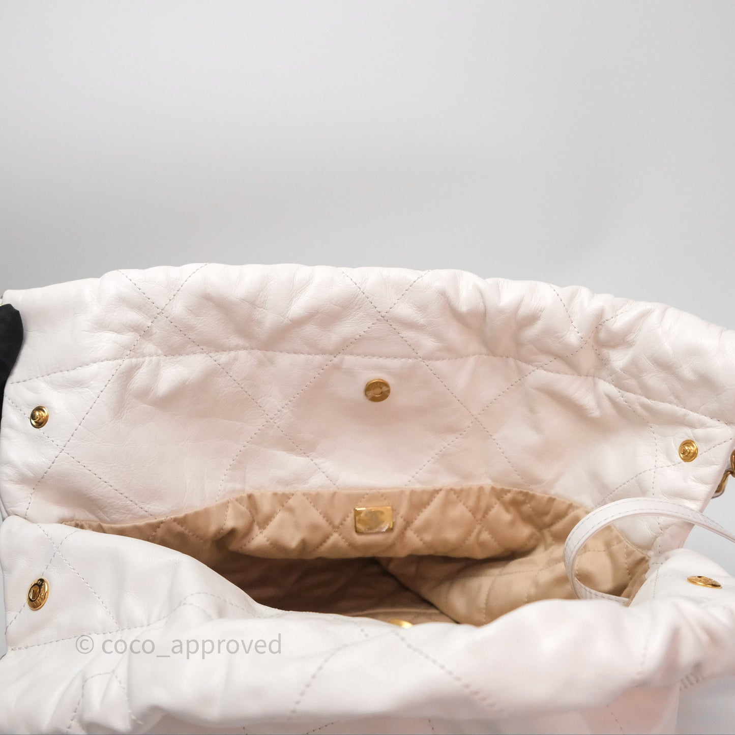 Chanel 22 Small White Shiny Calfskin Aged Gold Hardware
