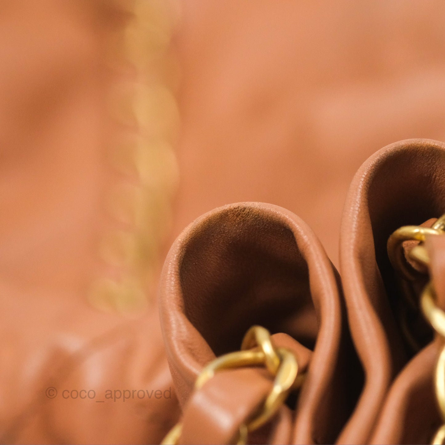 Chanel 22 Medium Caramel Beige Shiny Calfskin Aged Gold Hardware