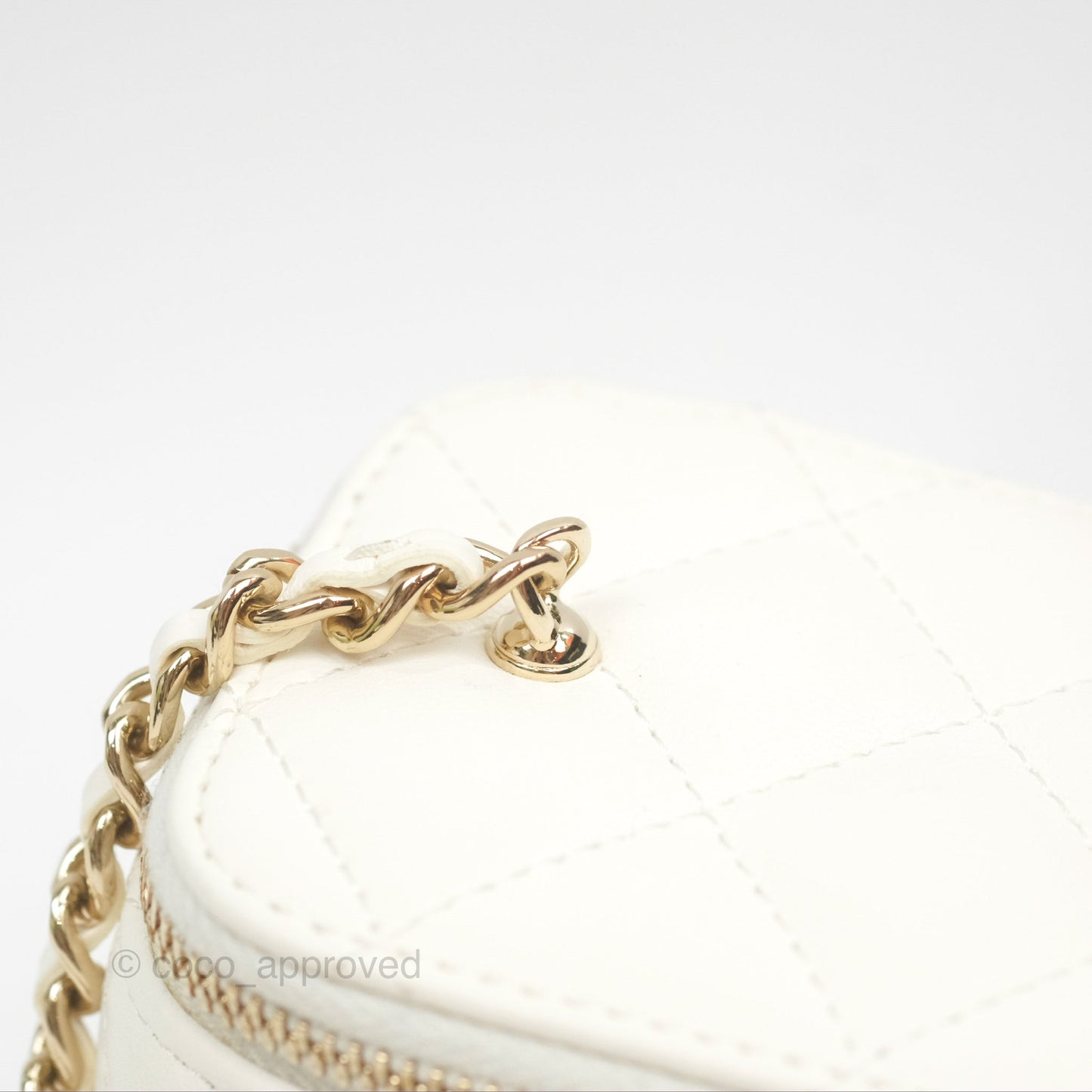 Chanel Mini Ball Crush Vanity With Chain White Lambskin Gold Hardware