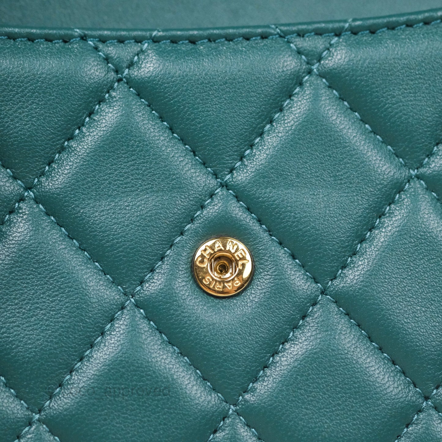 Chanel Mini Handle Clutch With Chain Green Lambskin Aged Gold Hardware