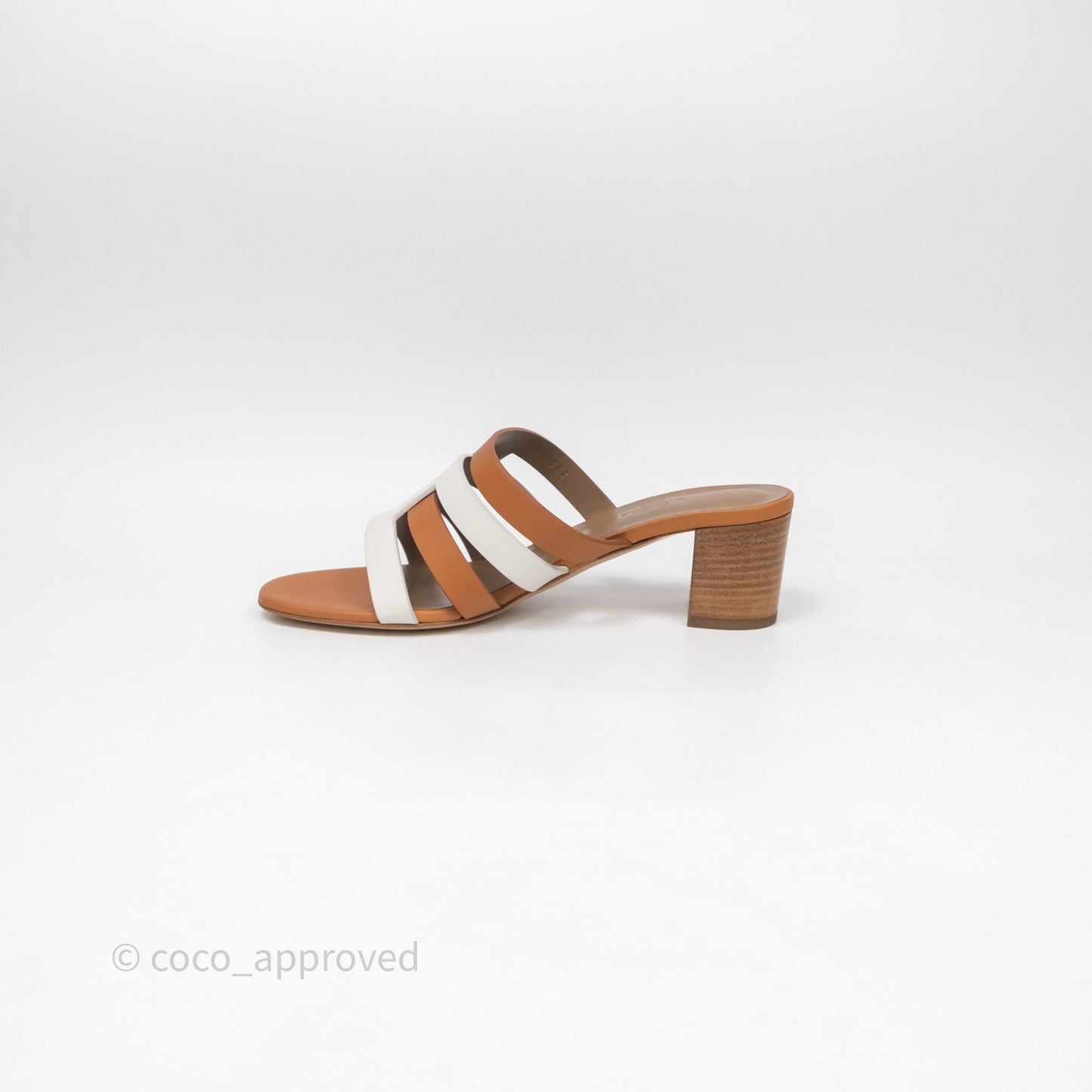 Hermes Amica Sandal Blanc/Naturel Size 38.5