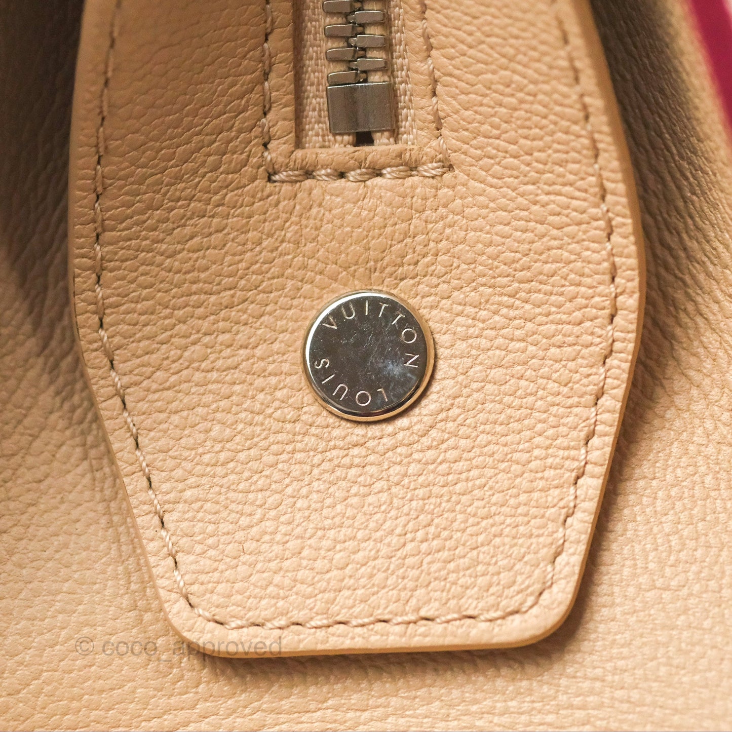 Louis Vuitton Vaneau MM Beige Epi
