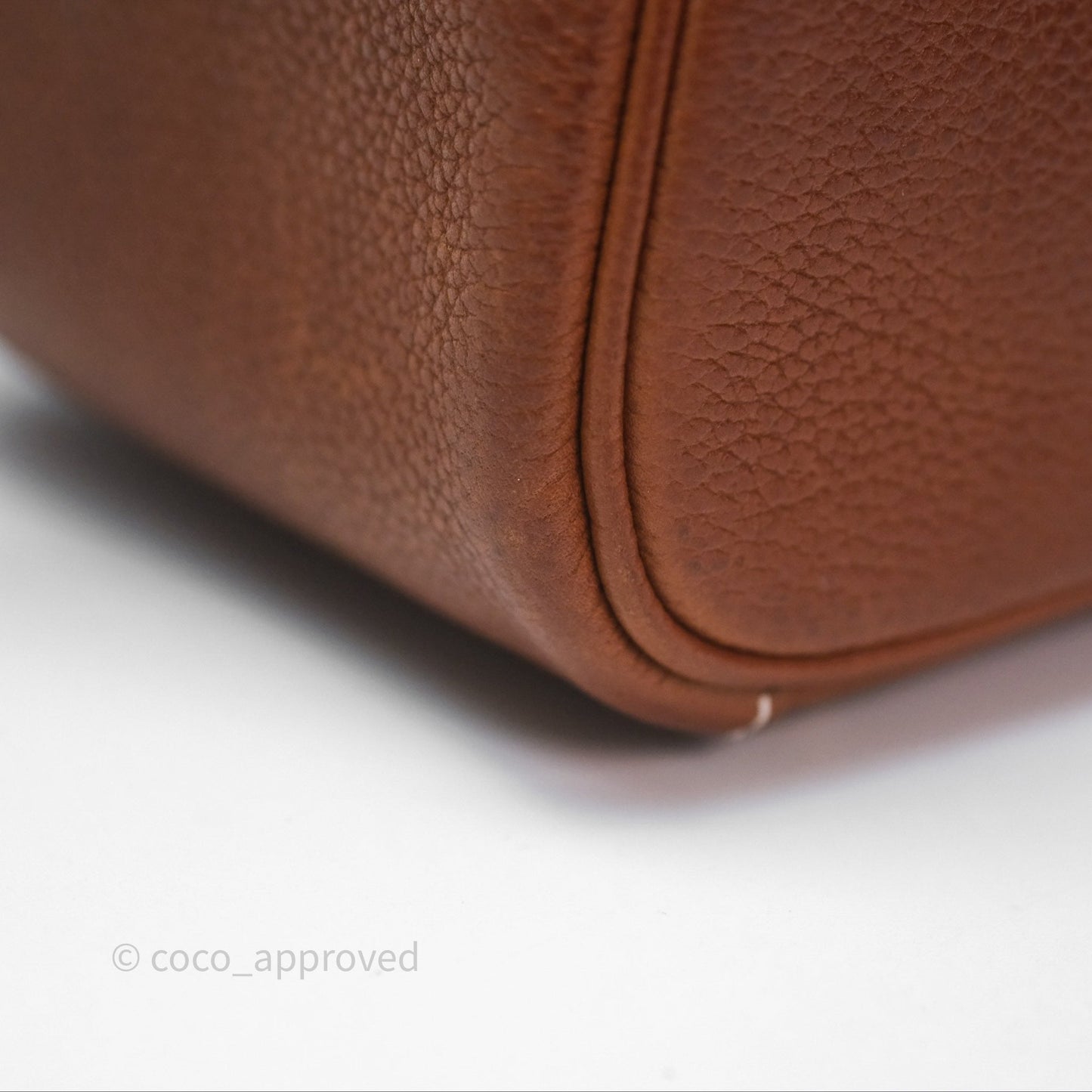 Hermès Mini Lindy 20 Fauve 34 Barenia Gold Hardware