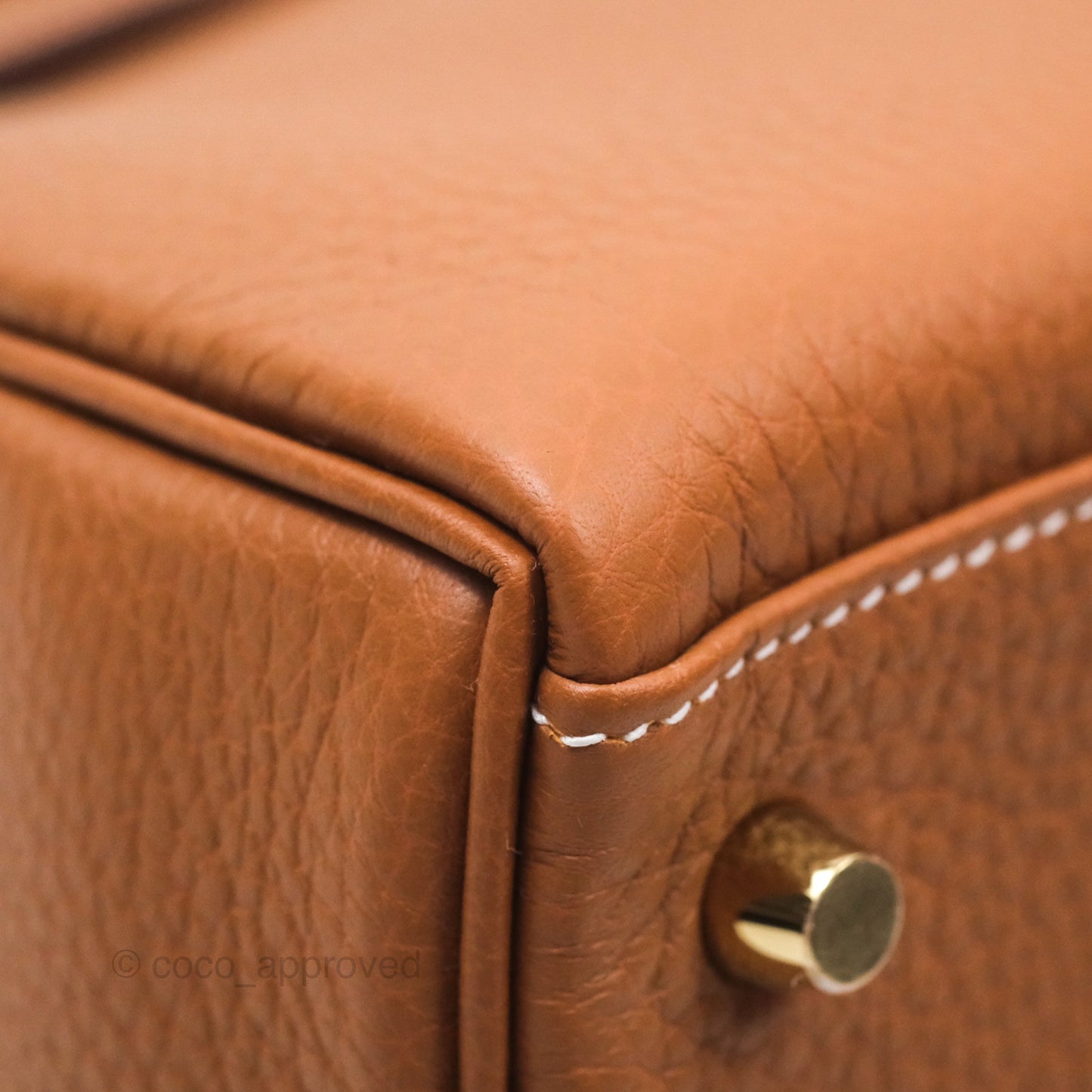 Hermès Kelly 28 Retourne Gold 37 Togo Gold Hardware