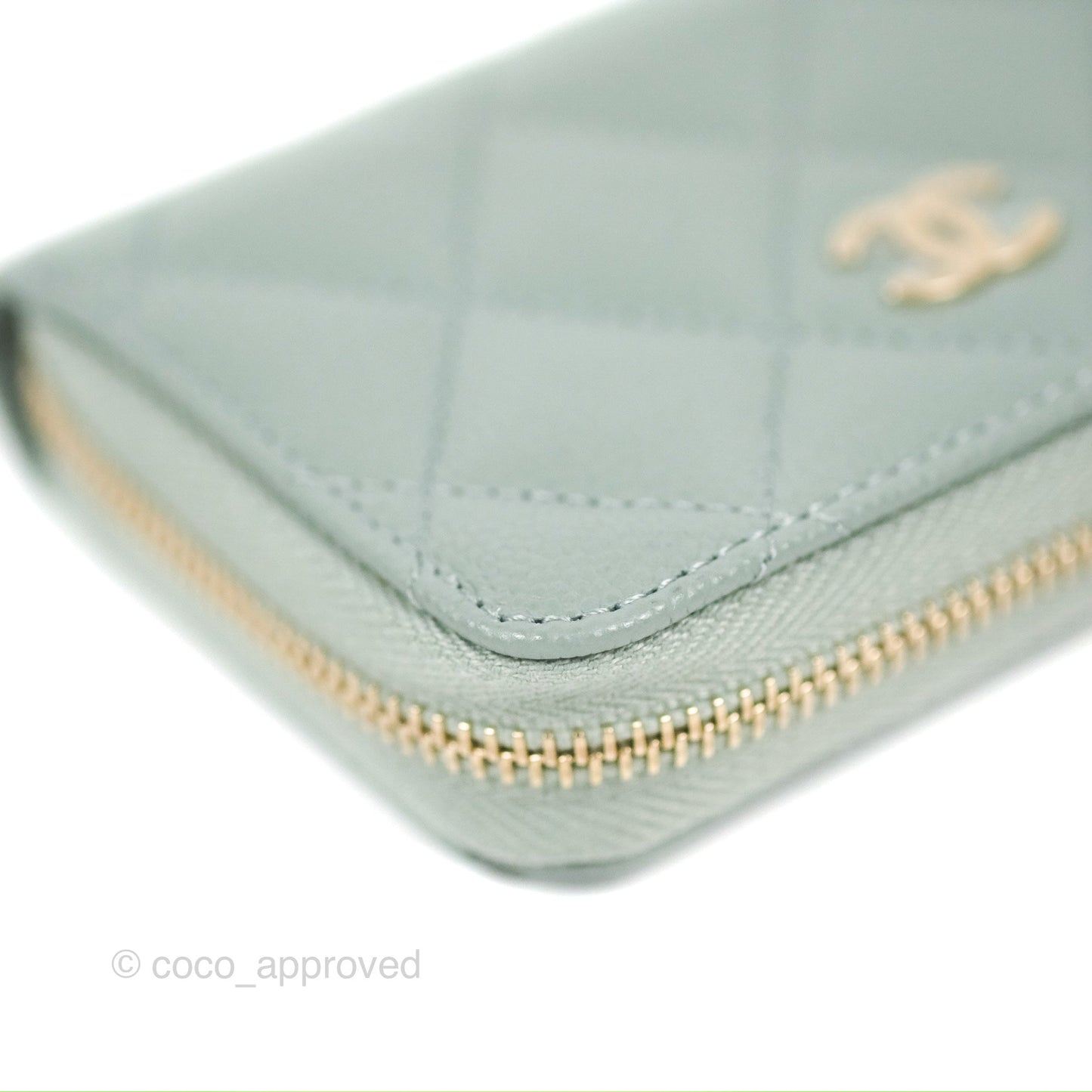 Chanel Classic Quilted Zipped Coin Purse Tiffany Green Caviar Gold Hardware