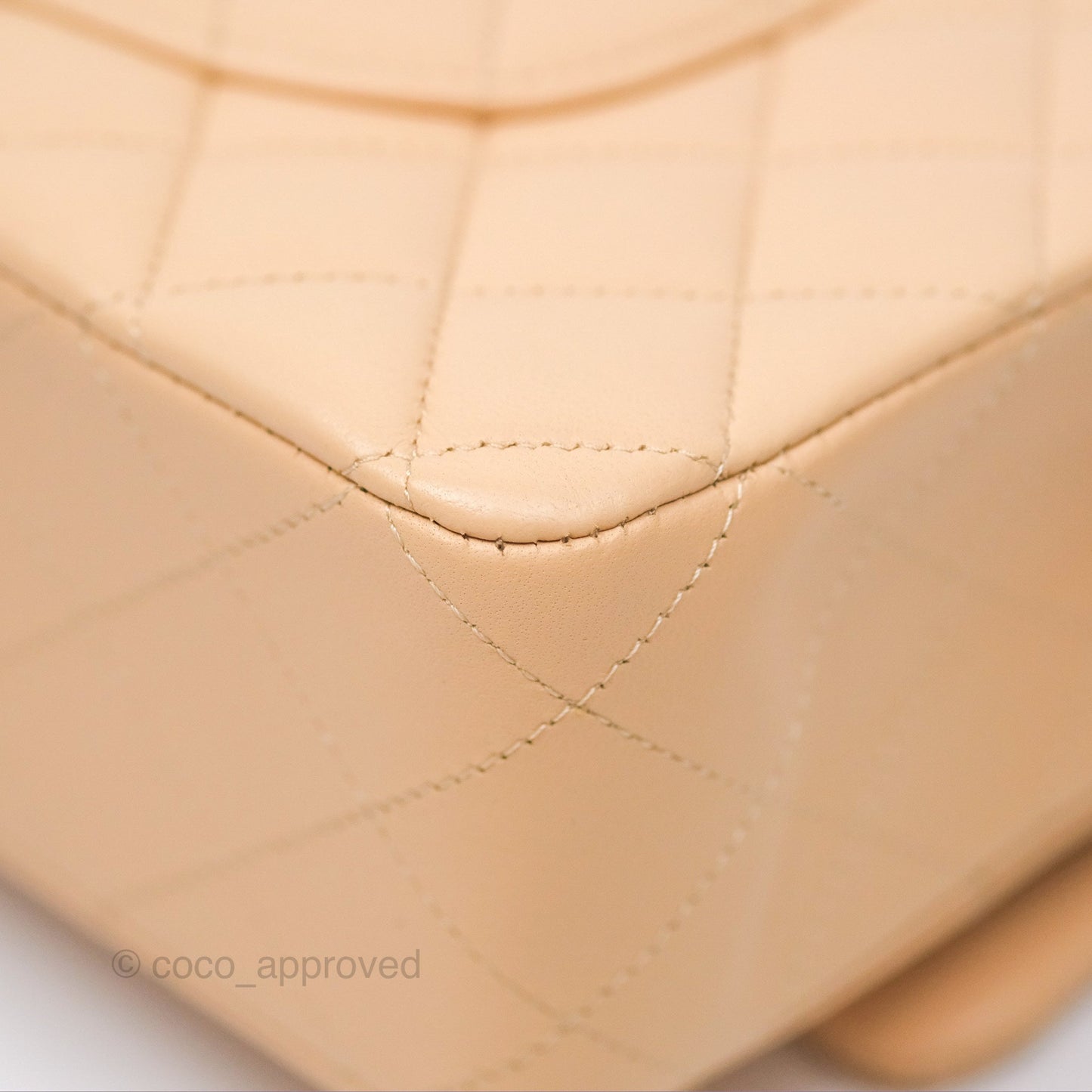 Chanel Classic M/L Medium Flap Quilted Beige Lambskin Gold Hardware
