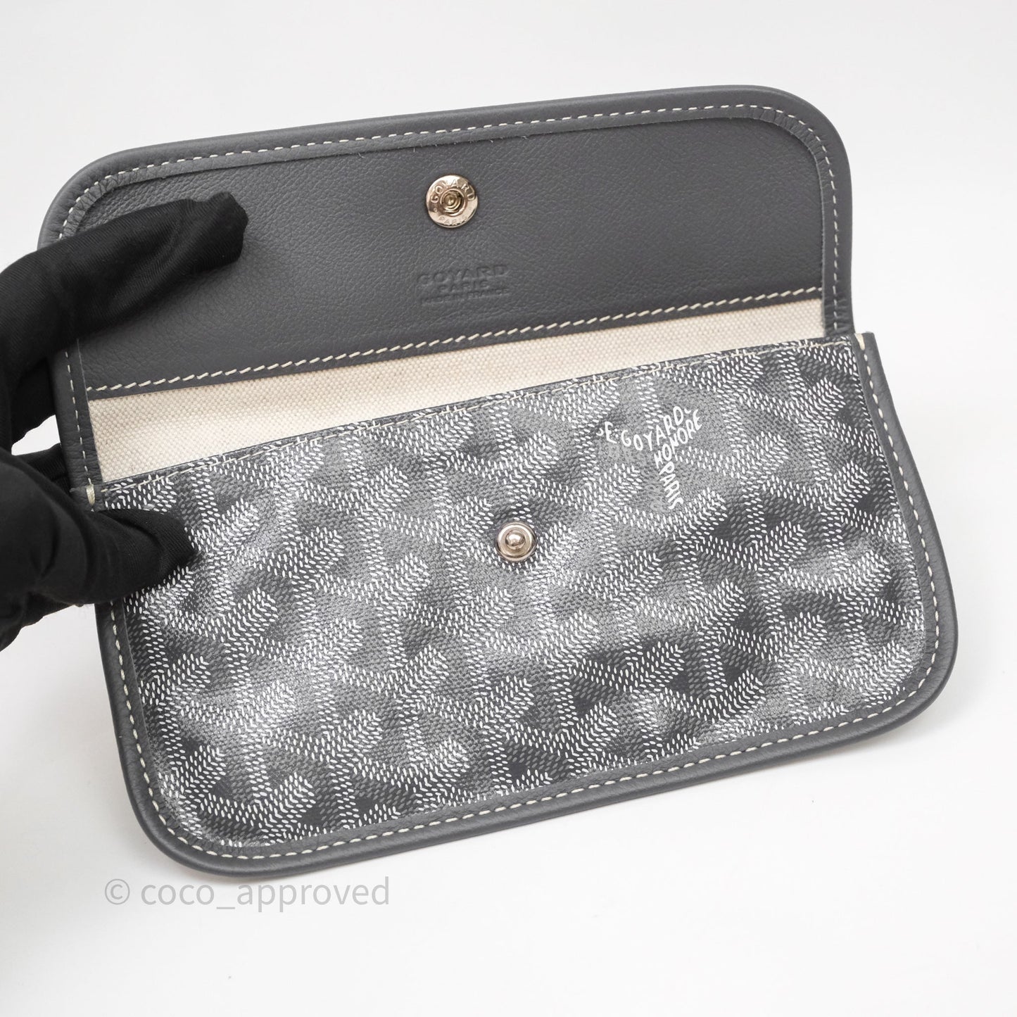 Goyard St Louis Tote PM ⁣⁣⁣⁣⁣⁣⁣⁣⁣⁣⁣⁣⁣⁣⁣⁣⁣⁣⁣⁣Grey
