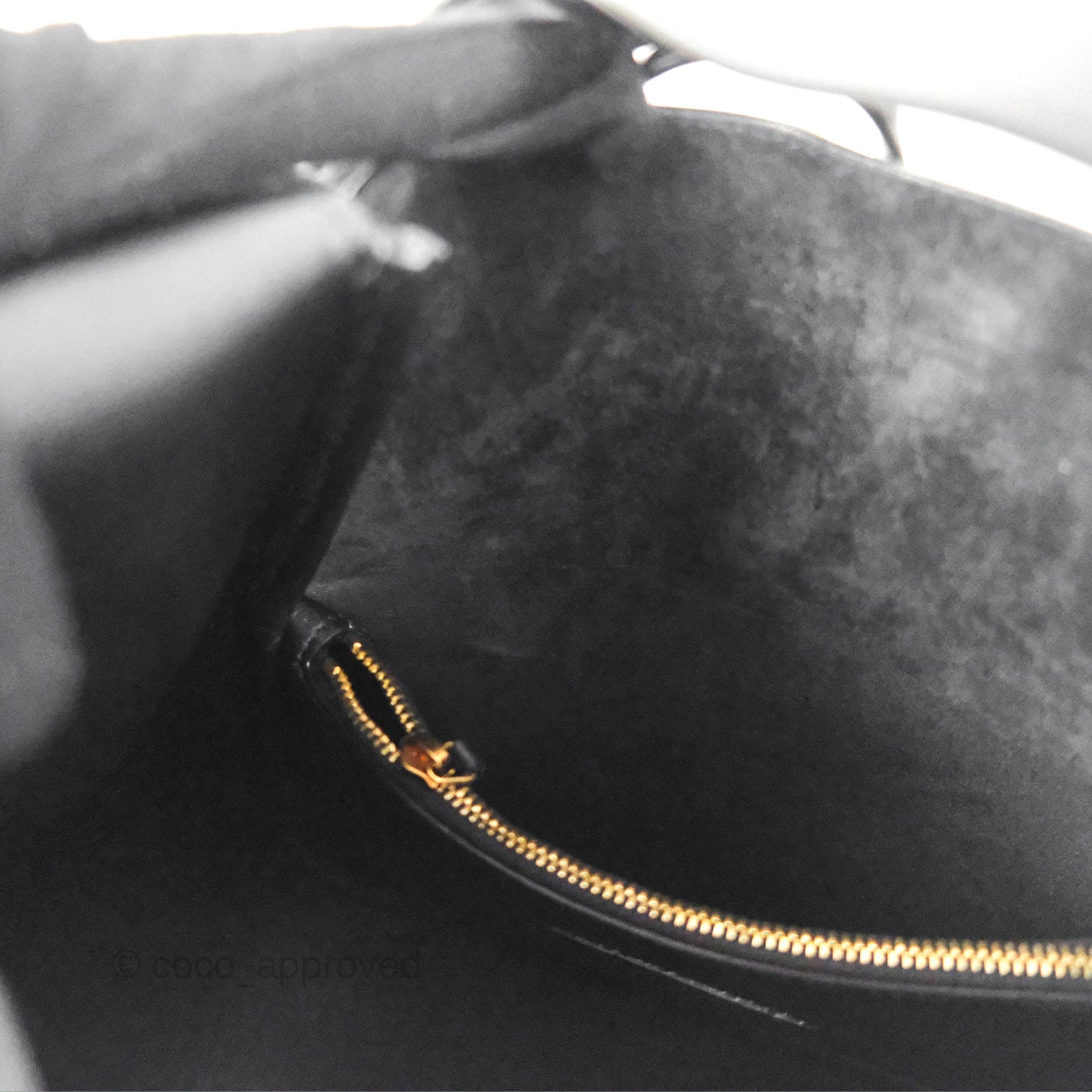 Saint Laurent Small ‘Le 5 a 7’ Hobo Bag Black Grained Leather