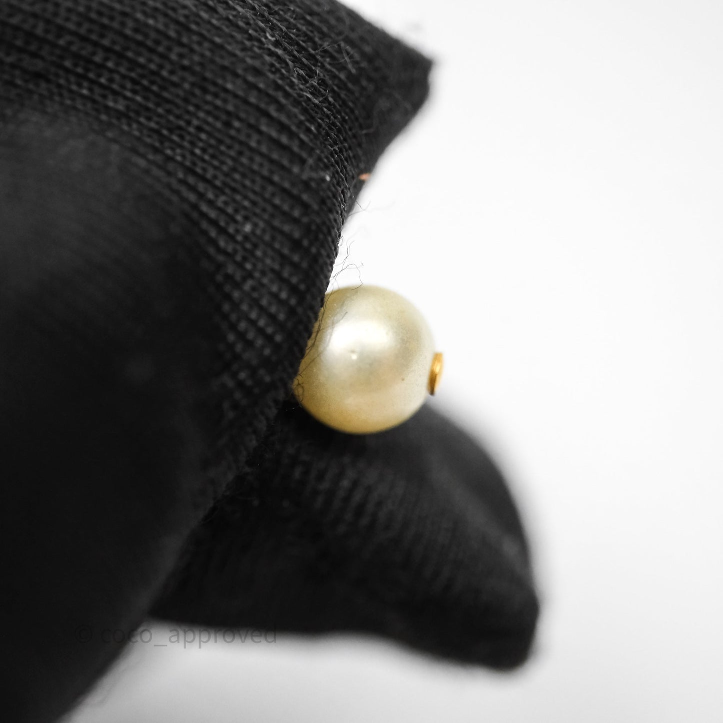 Christian Dior Petit CD Pearl Star Necklace Gold Tone