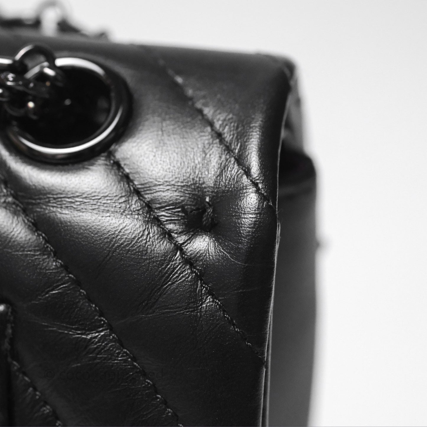 Chanel Reissue 225 Chevron Aged Calfskin So Black