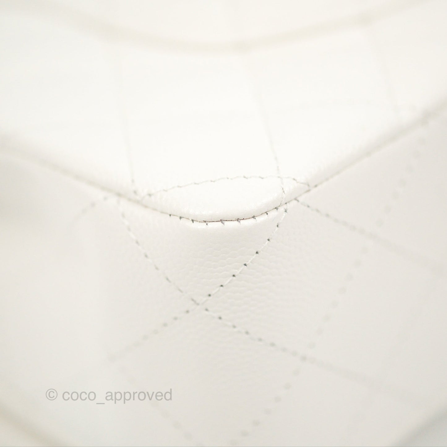 Chanel Classic M/L Medium Flap Quilted White Caviar Gold Hardware