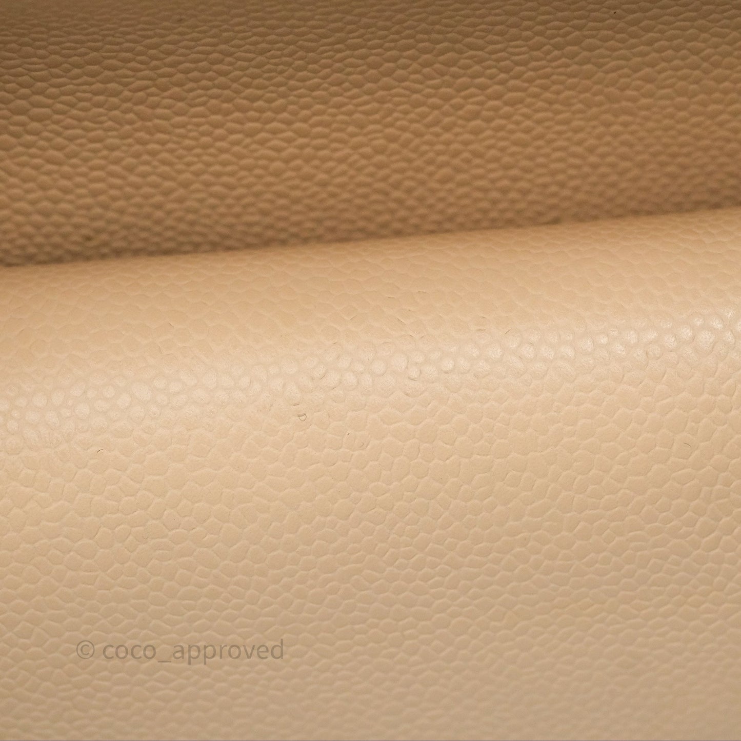 Chanel M/L Medium Classic Flap Quilted Beige Caviar Gold Hardware