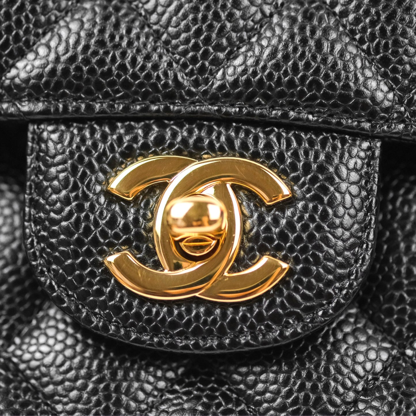 Chanel Classic M/L Medium Flap Quilted Black Caviar Gold Hardware