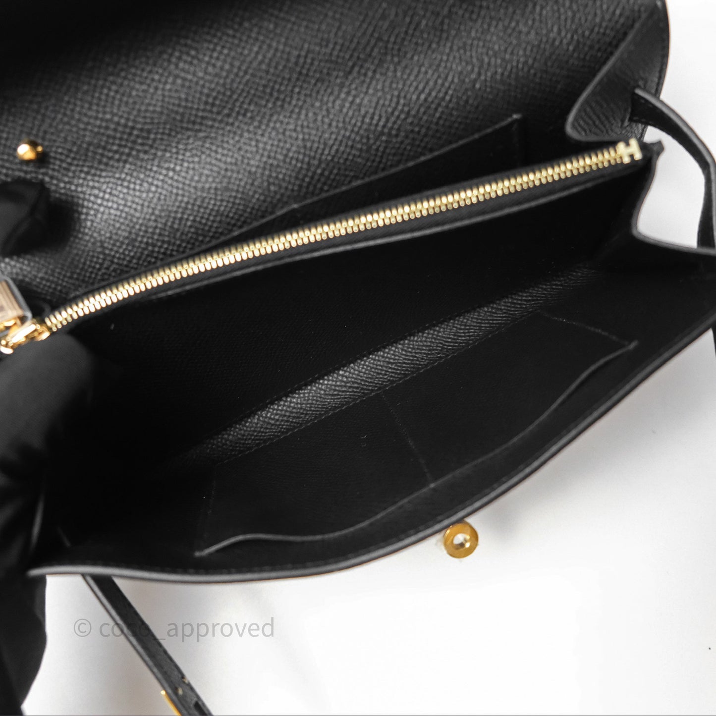 Hermès Kelly To Go Wallet Noir 89 Black Epsom Gold Hardware