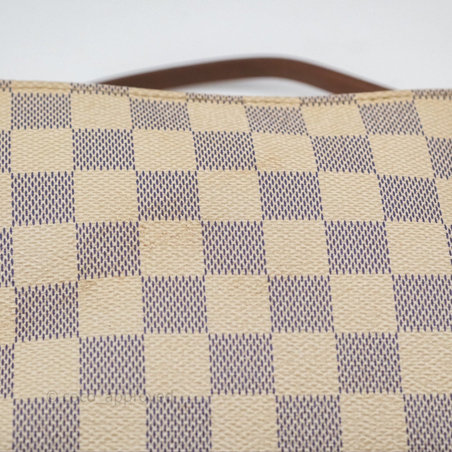 Louis Vuitton Damier Azur Pochette