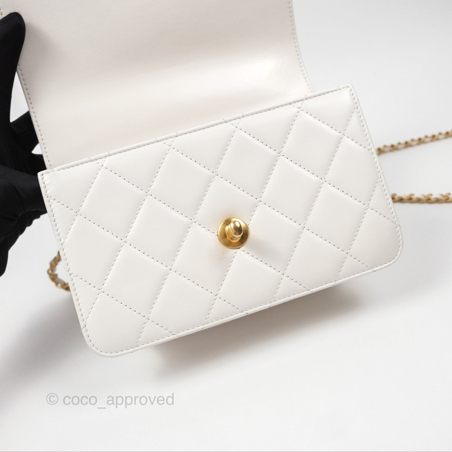 Chanel Quilted Mini Perfect Fit Adjustable White Calfskin Gold Hardware 24C