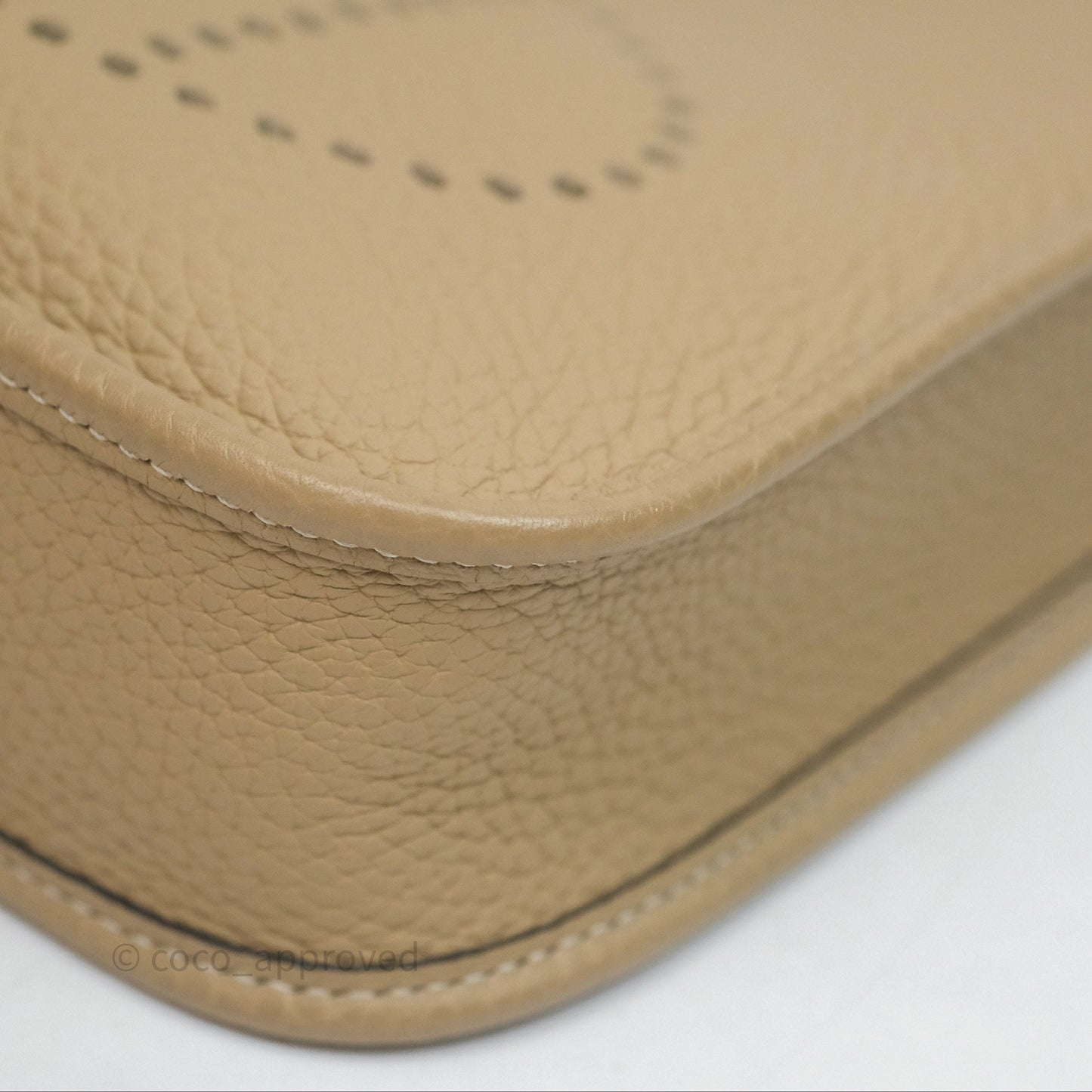 Hermès Mini Evelyne 16 Trench Clemence Palladium Hardware