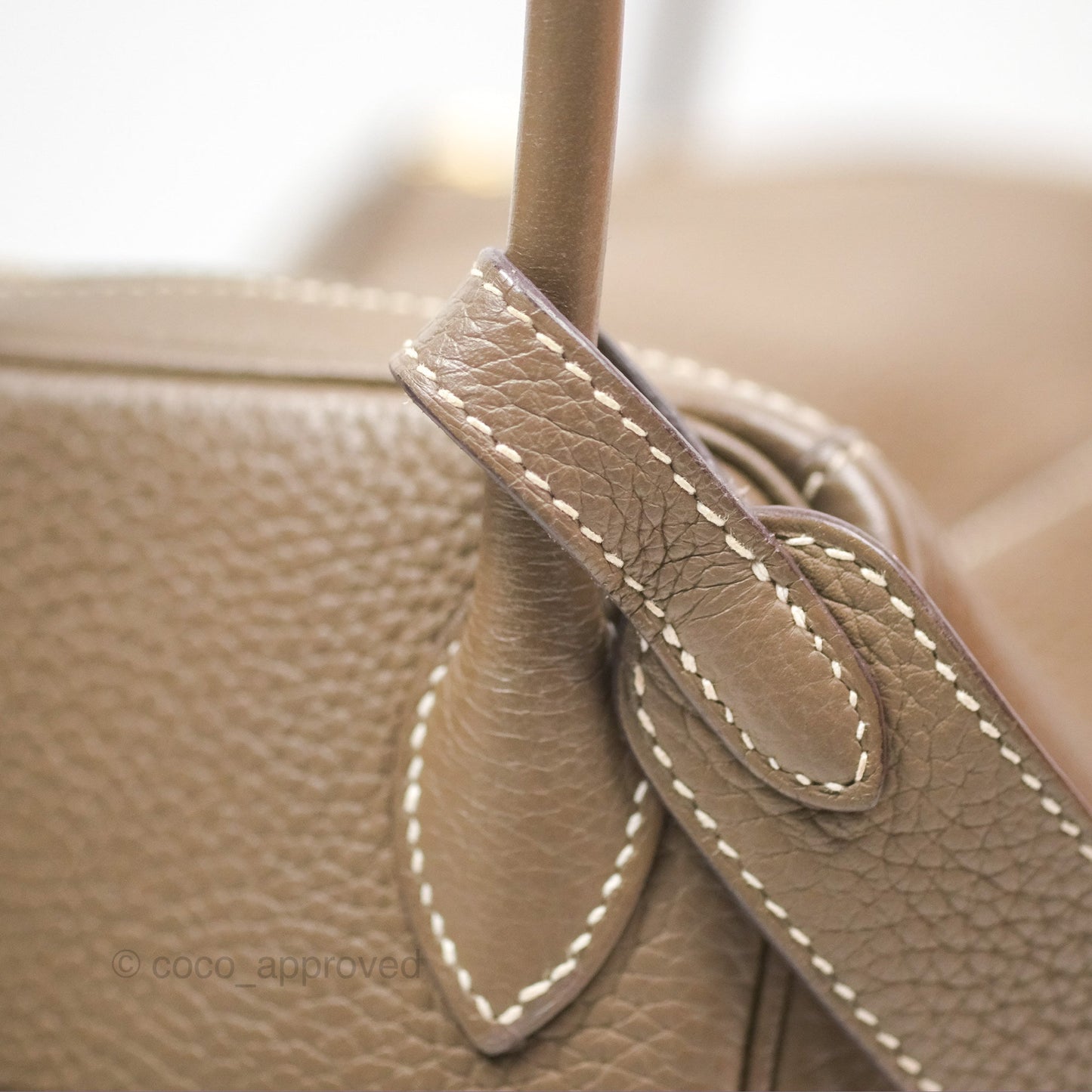 Hermès Lindy 26 Etoupe 18 Taurillion Clemence Gold Hardware
