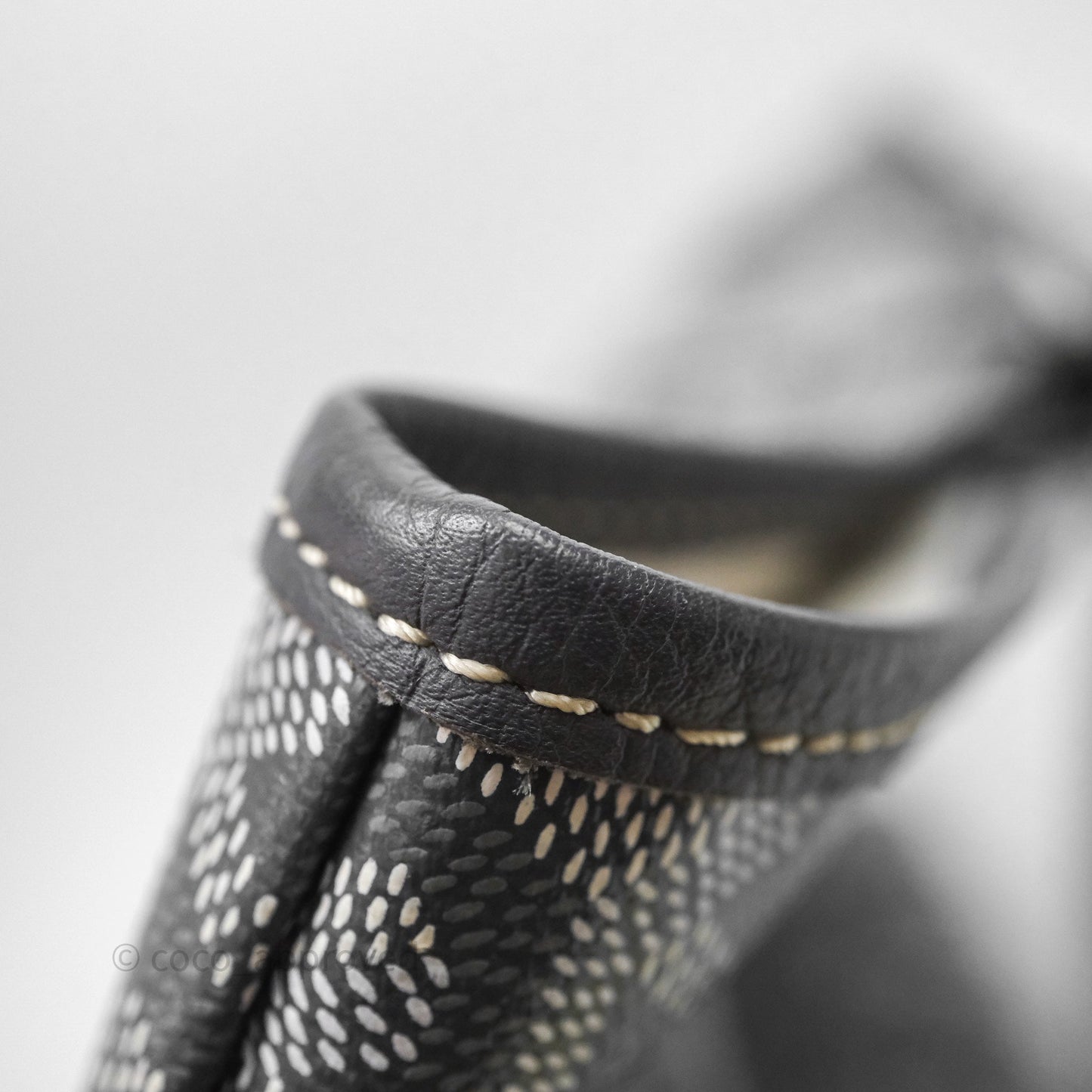 Goyard St Louis Tote PM ⁣⁣⁣⁣⁣⁣⁣⁣⁣⁣⁣⁣⁣⁣⁣⁣⁣⁣⁣⁣Grey