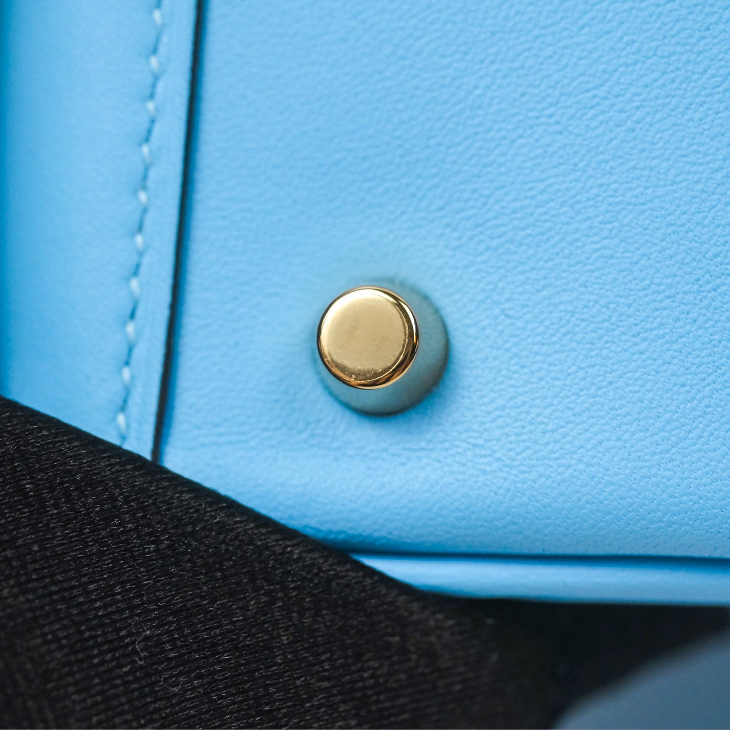 Hermès Mini Lindy 20 Celeste Swift Gold Hardware