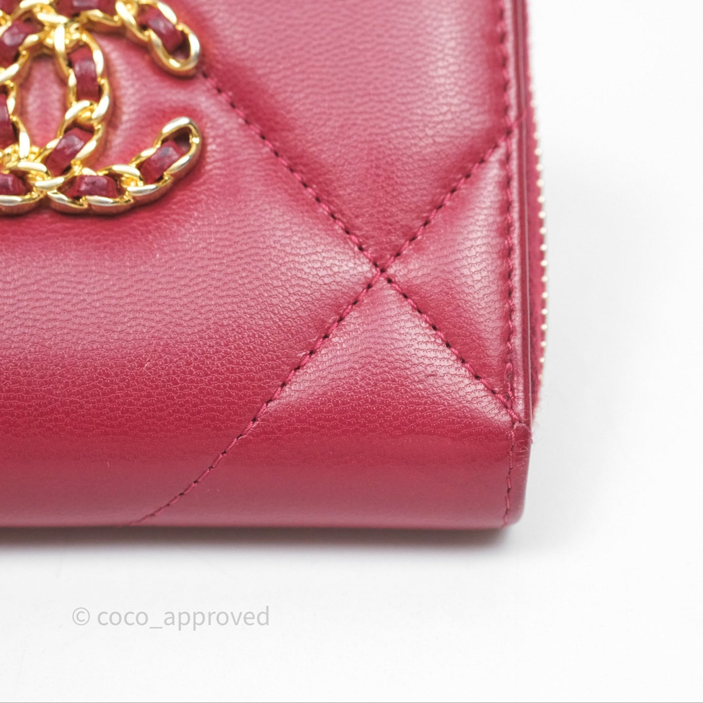 Chanel 19 Zip Card Holder Pink Lambskin Gold Hardware