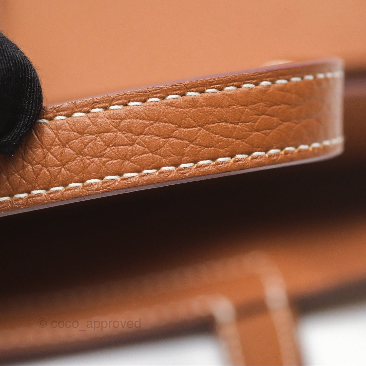 Hermès Halzan 25 Gold Clemence Gold Hardware