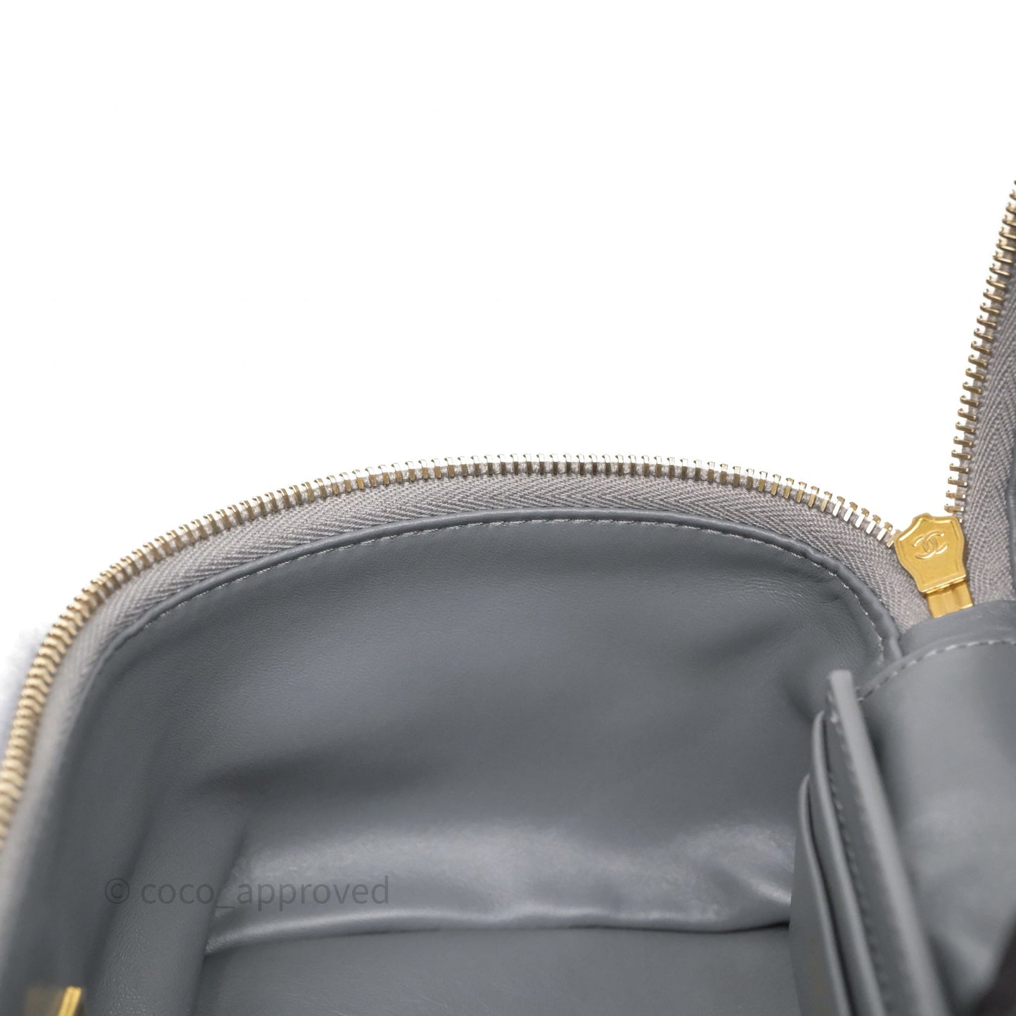Chanel Vanity Case Grey Shearling Lambskin Gold Hardware 22A