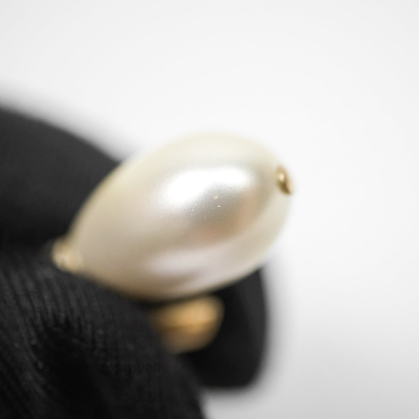 Chanel CC Pearl Drop Bow Earrings Gold Tone 22S