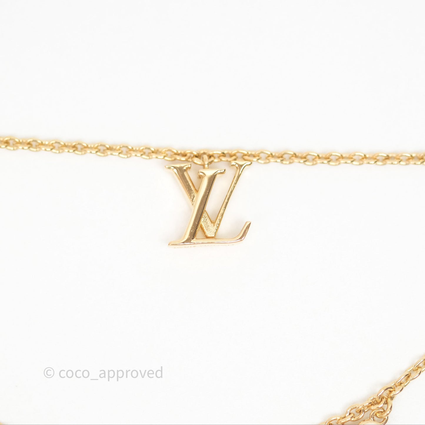 Louis Vuitton Floragram Necklace Pearls Gold Tone