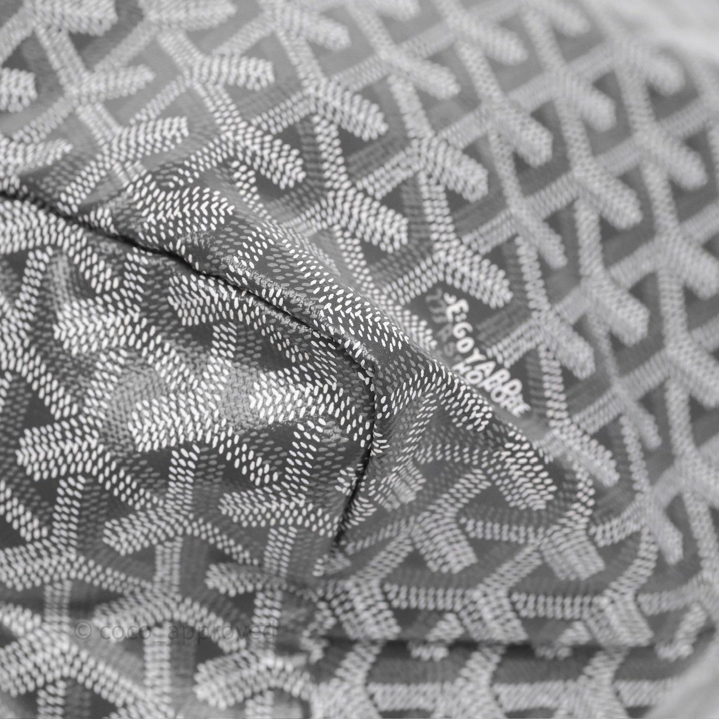 Goyard St Louis Tote PM ⁣⁣⁣⁣⁣⁣⁣⁣⁣⁣⁣⁣⁣⁣⁣⁣⁣⁣⁣⁣Grey