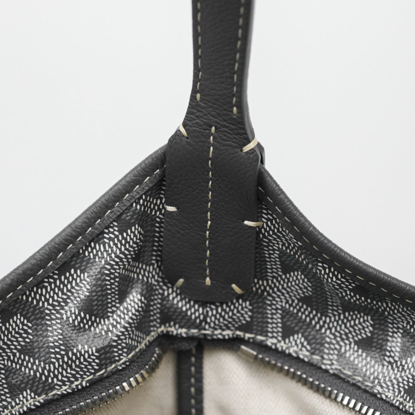 Goyard Bohème Hobo Bag Grey Goyardine Canvas