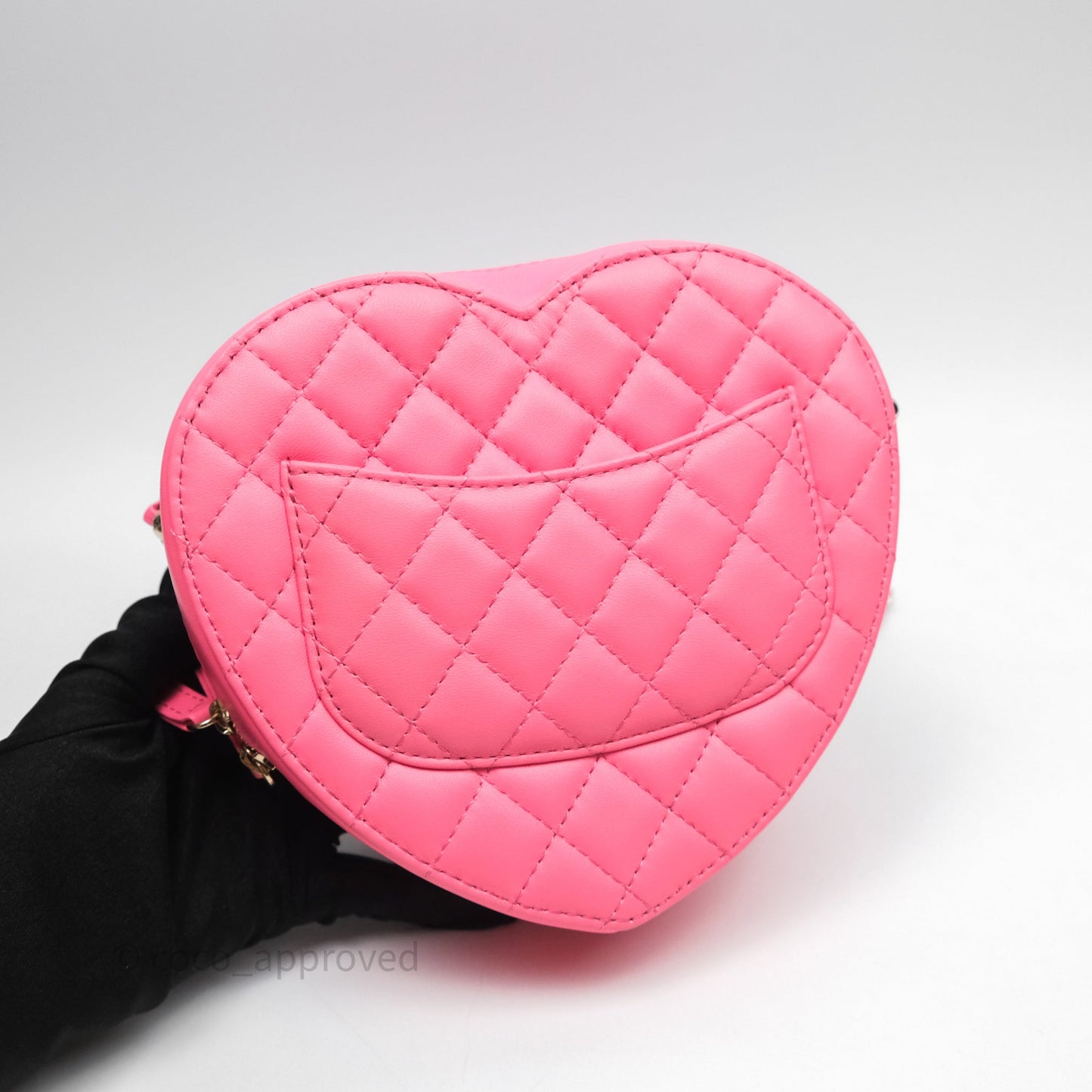 Chanel Large Heart Bag Pink Lambskin Gold Hardware 22S