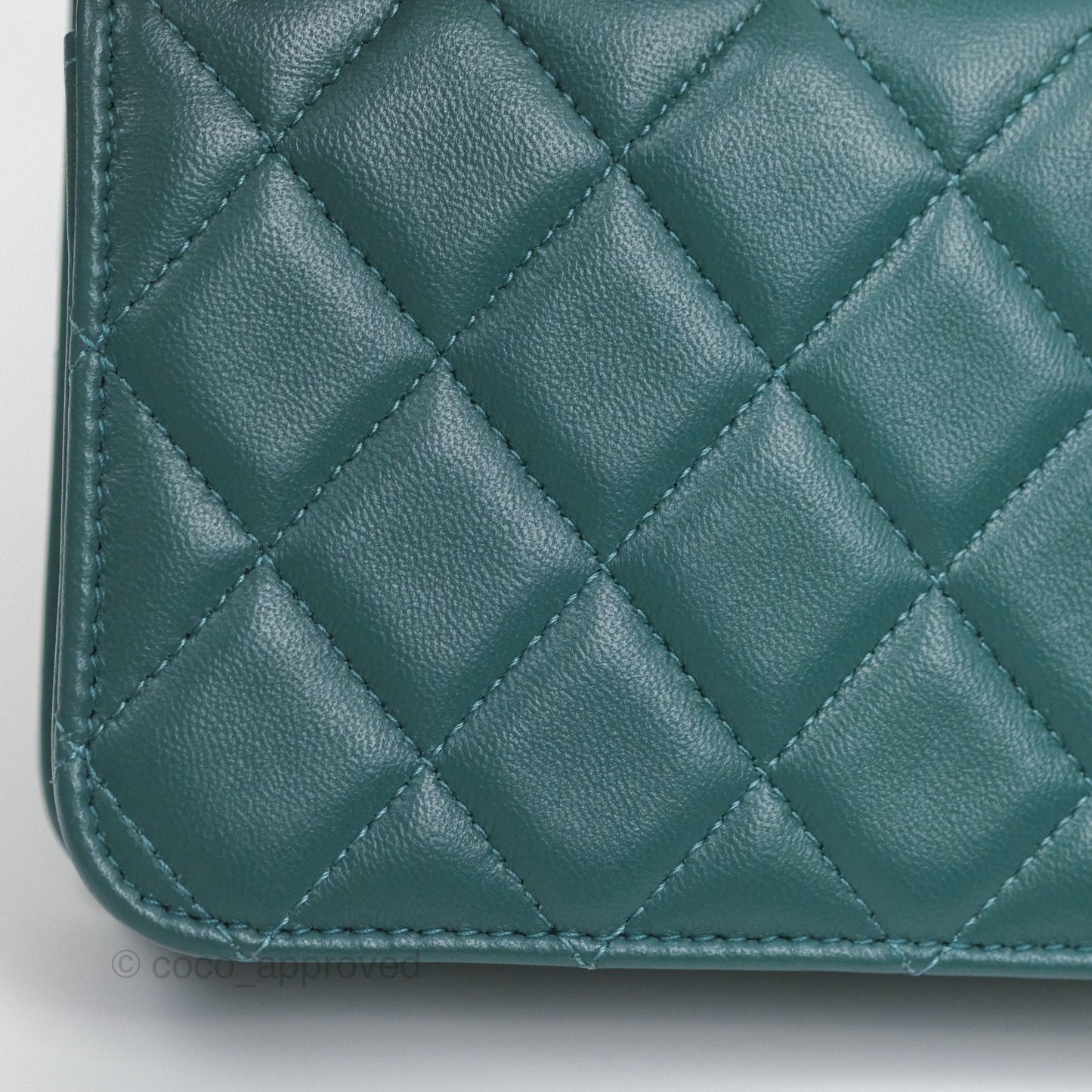 Chanel Mini Handle Clutch With Chain Green Lambskin Aged Gold Hardware