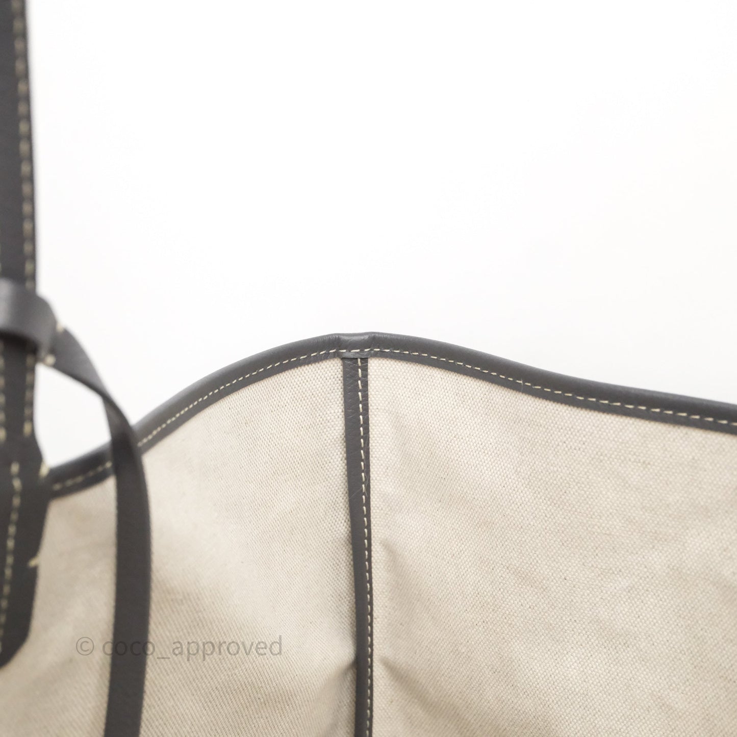 Goyard St Louis Tote PM ⁣⁣⁣⁣⁣⁣⁣⁣⁣⁣⁣⁣⁣⁣⁣⁣⁣⁣⁣⁣Grey