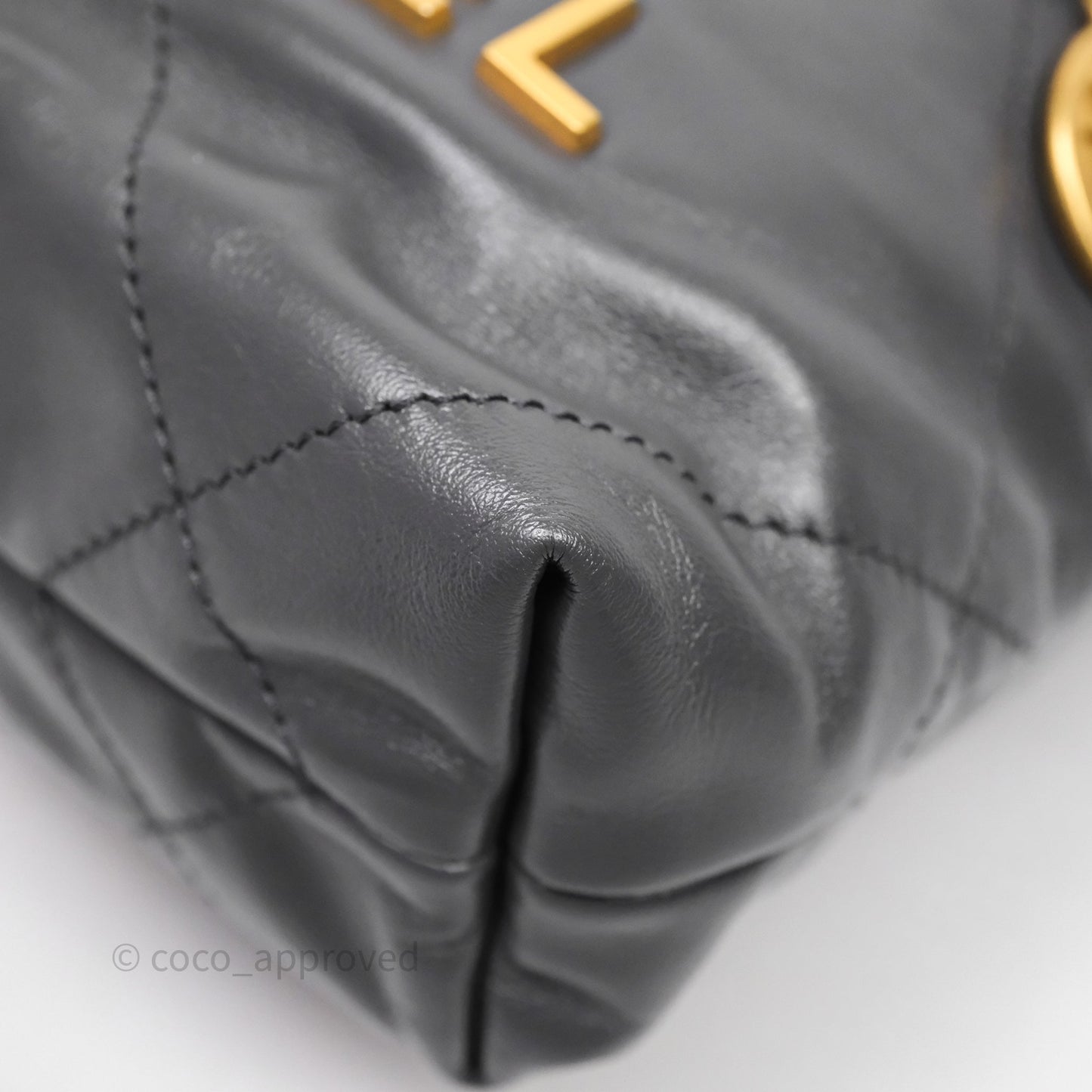 Chanel 22 Mini Bag Dark Grey Shiny Crumpled Calfskin Aged Gold Hardware