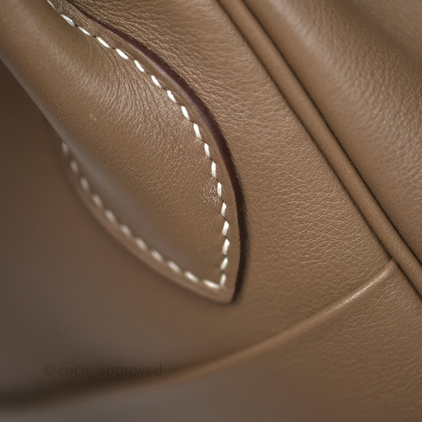 Hermès Lindy 30 Etoupe 18 Swift Gold Hardware