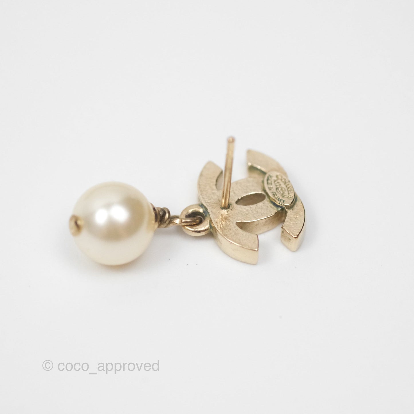 Chanel CC Pearl Drop Earrings Gold Tone 12W