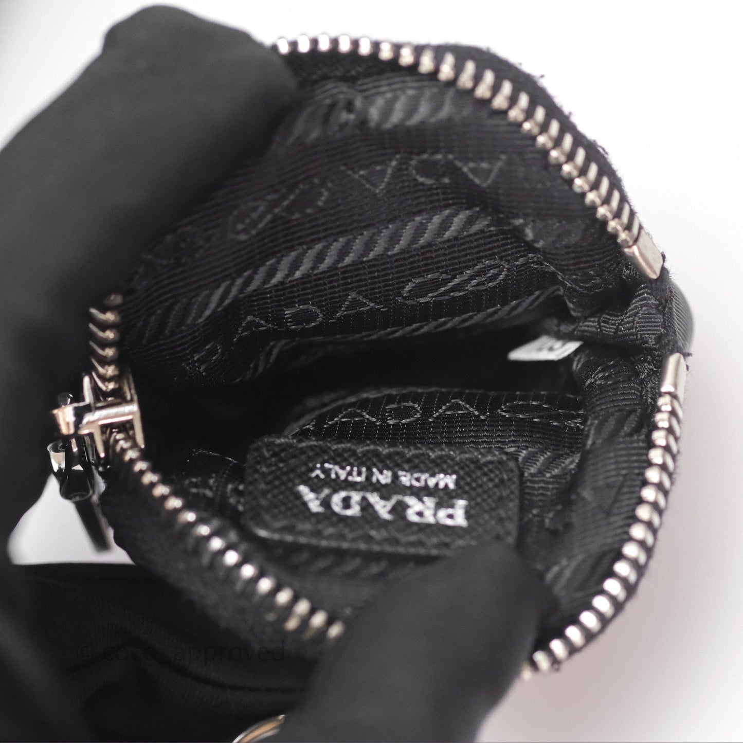 Prada Nylon Re-Edition 2005 Shoulder Bag Black