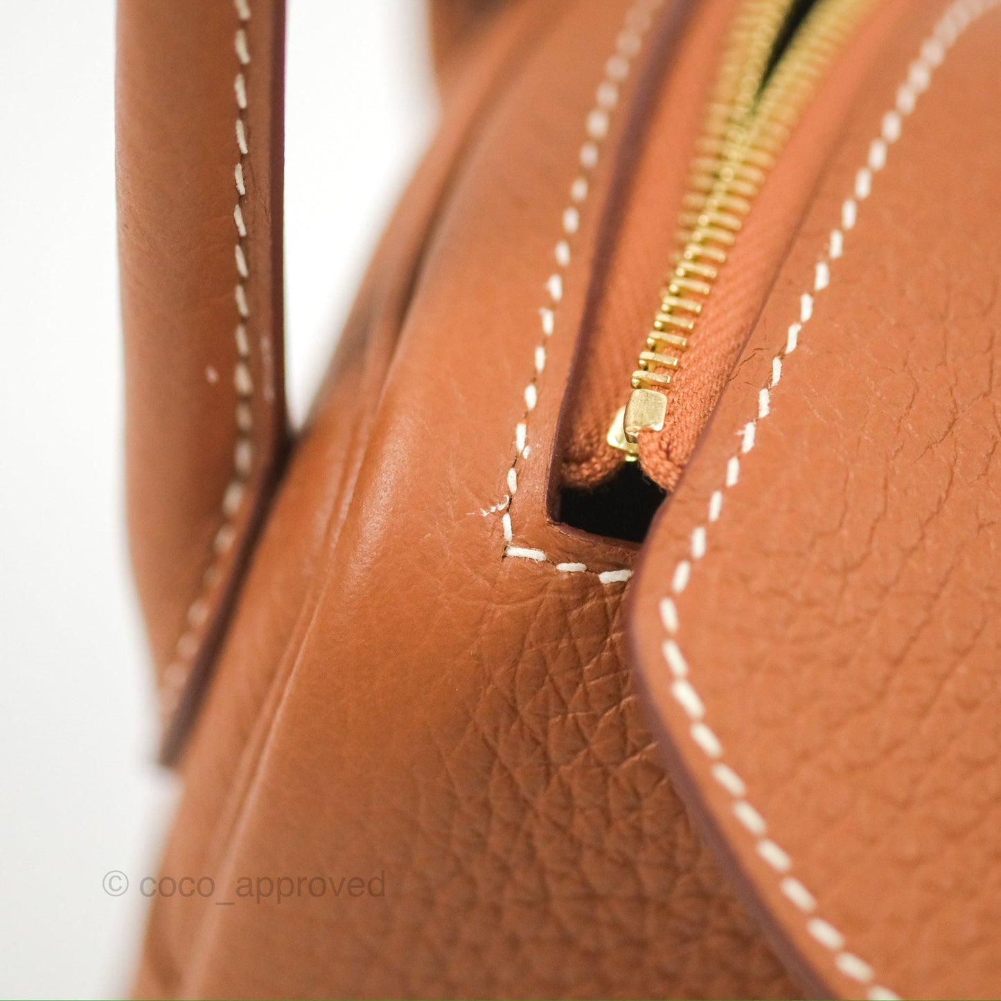 Hermès Mini Lindy 20 Gold Clemence Gold Hardware