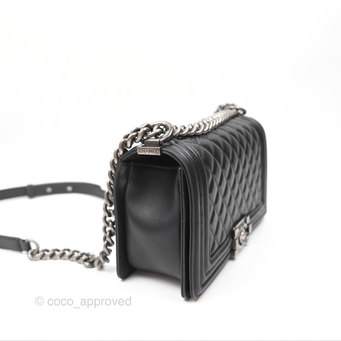 Chanel Quilted Medium Boy Black Lambskin Ruthenium Hardware