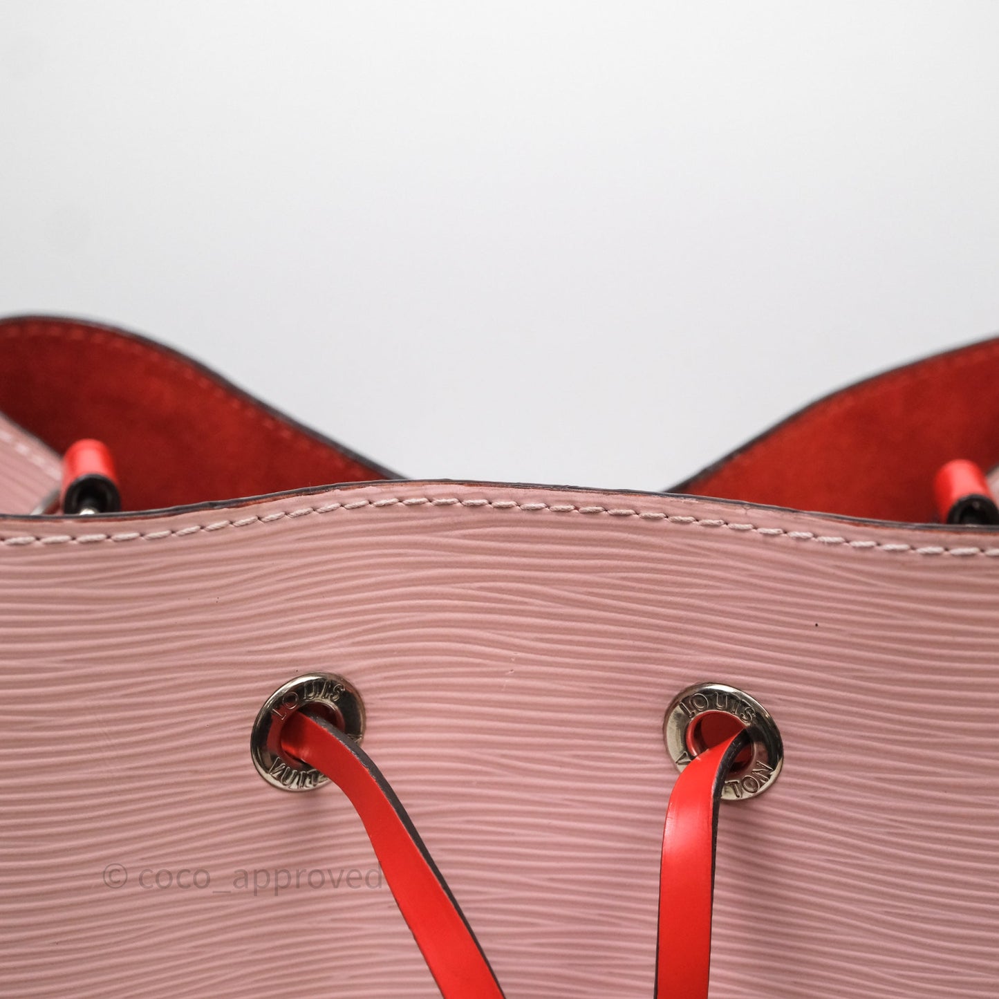 Louis Vuitton Neonoe MM Pink Epi