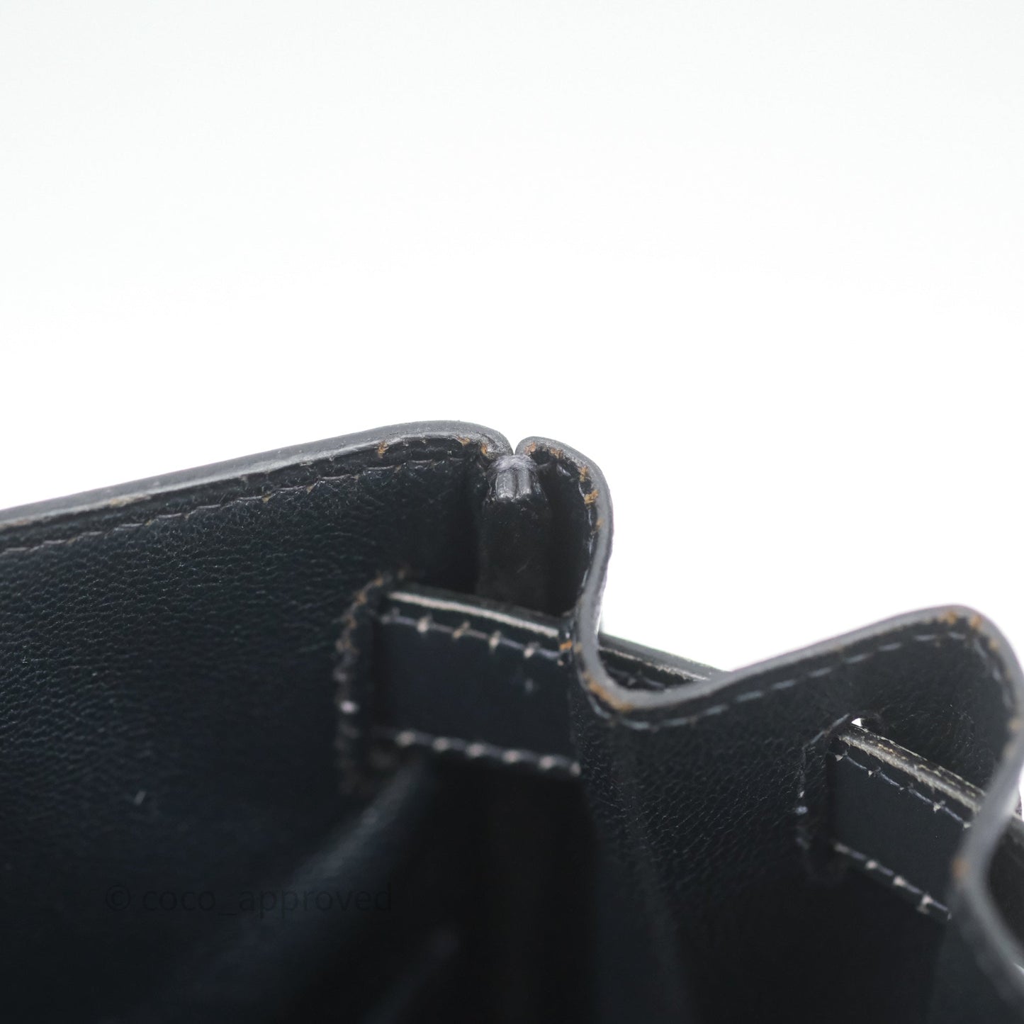 Hermès Vintage Kelly 28 Retourn Navy Box Leather Gold Hardware
