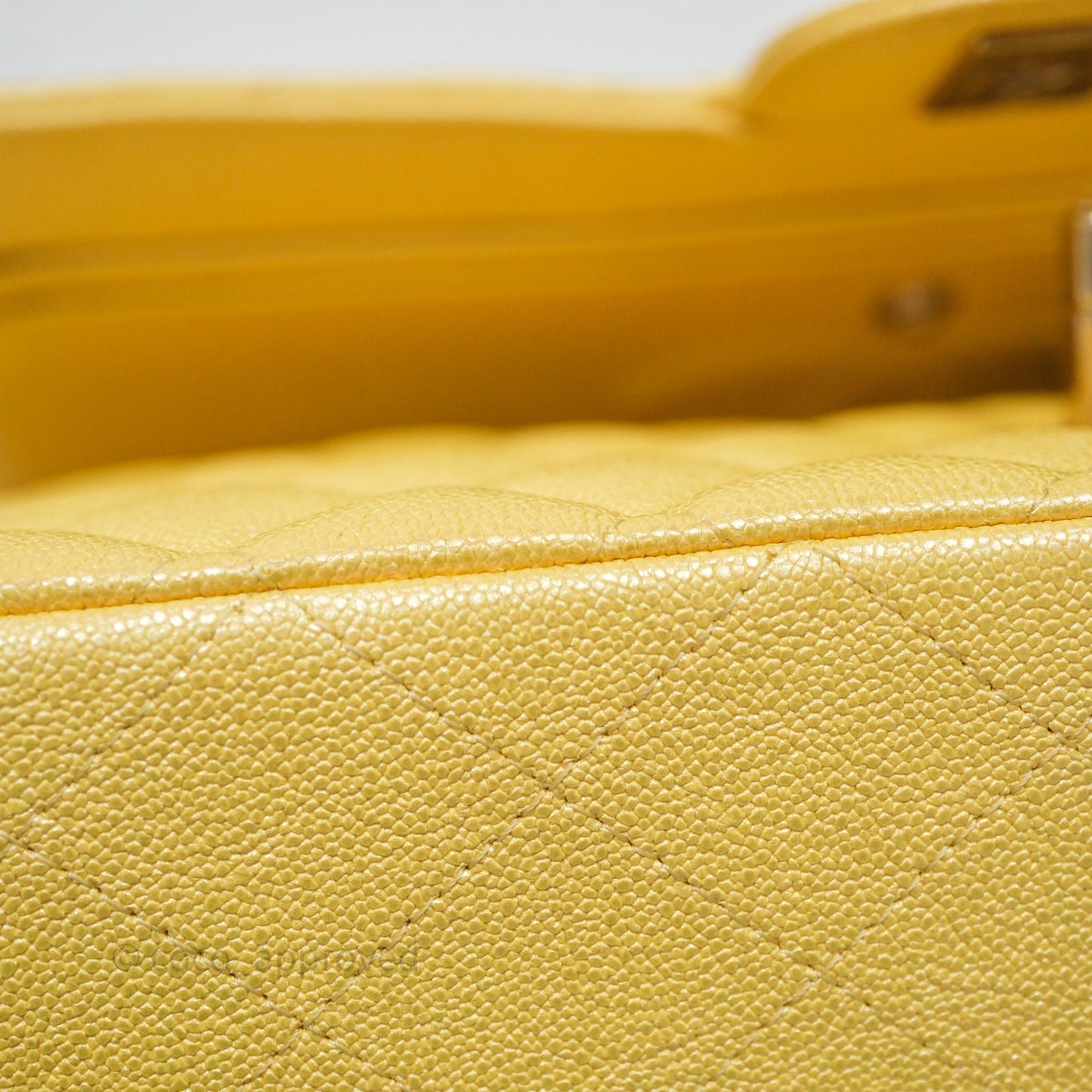 Chanel Classic M/L Medium Flap Quilted Iridescent Yellow Caviar Gold Hardware