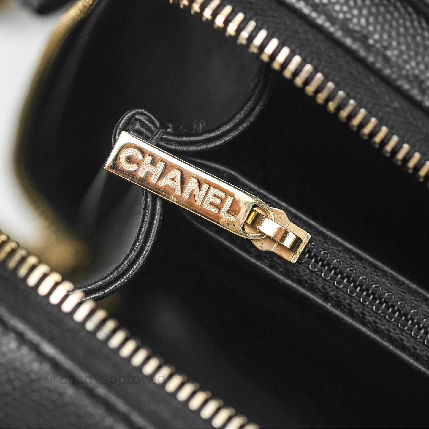 Chanel Quilted Medium CC Filigree Vanity Case Black Caviar Gold Hardware