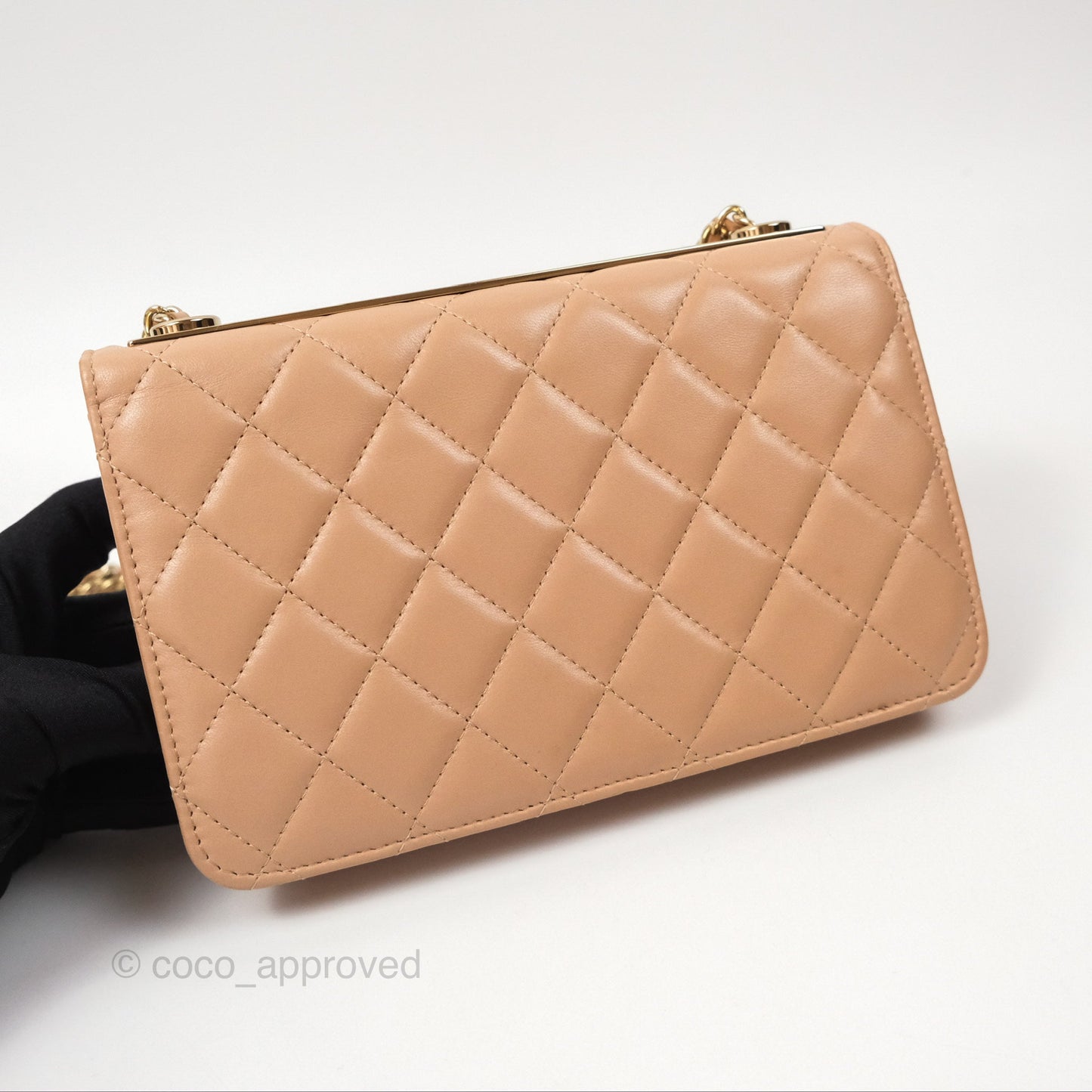 Chanel Trendy CC WOC Quilted Beige Lambskin Gold Hardware