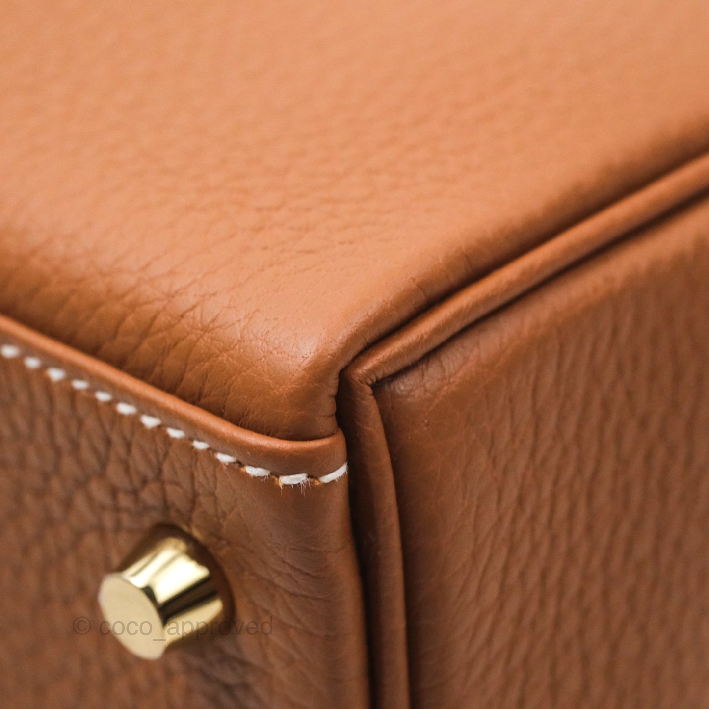 Hermès Kelly 28 Retourne Gold 37 Togo Gold Hardware