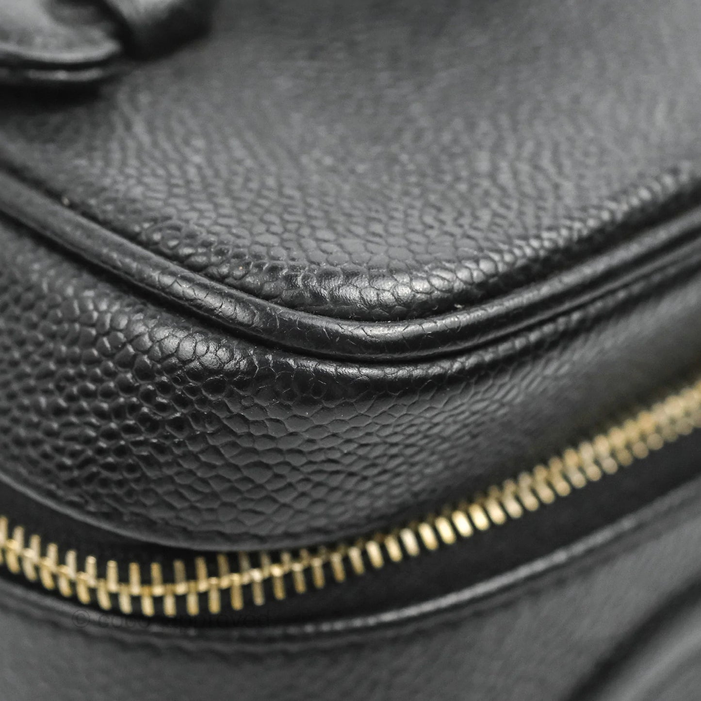 Chanel Vintage Vanity Case Black Caviar Gold Hardware